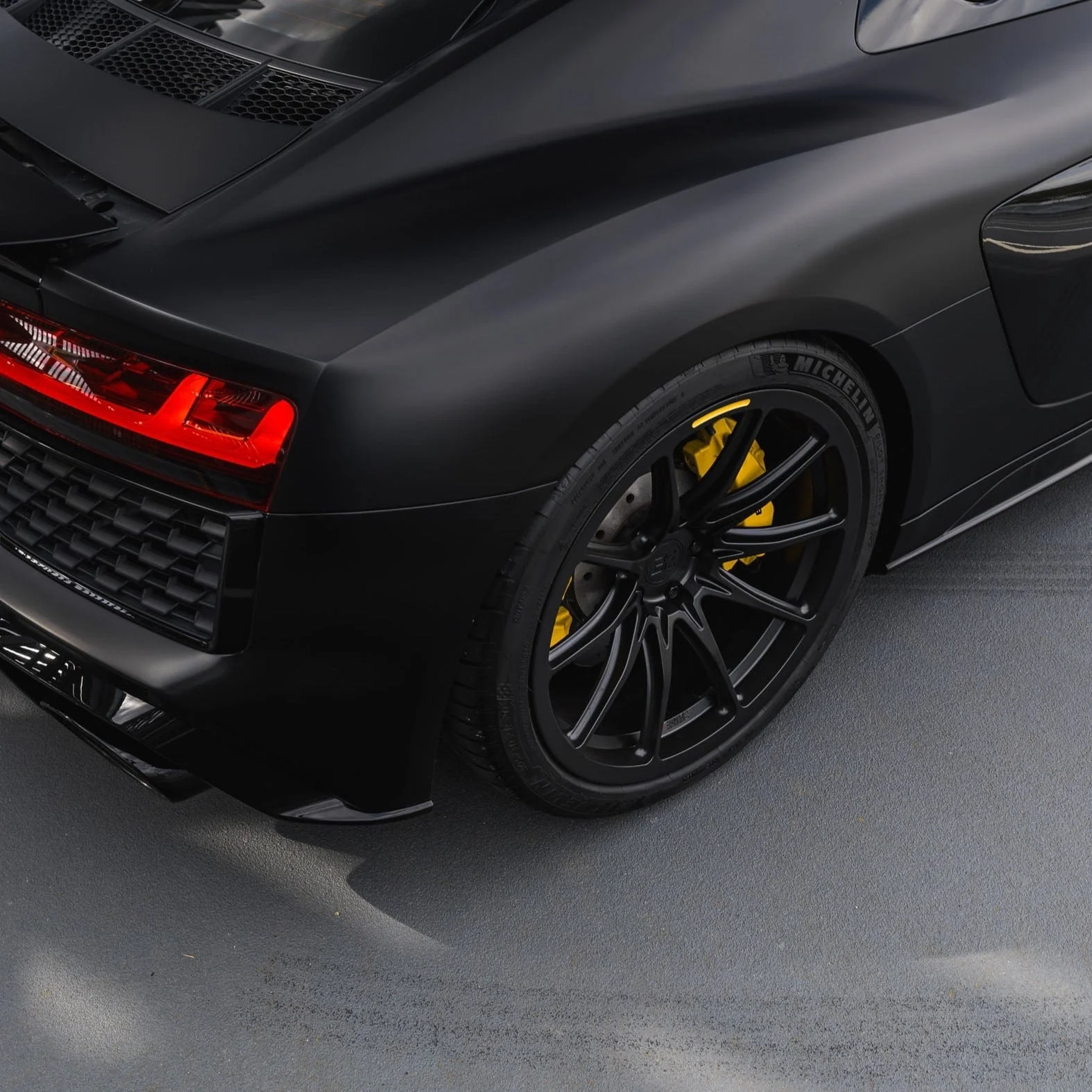 2Forge ZF8-R Fully Forged Wheel - Image 4
