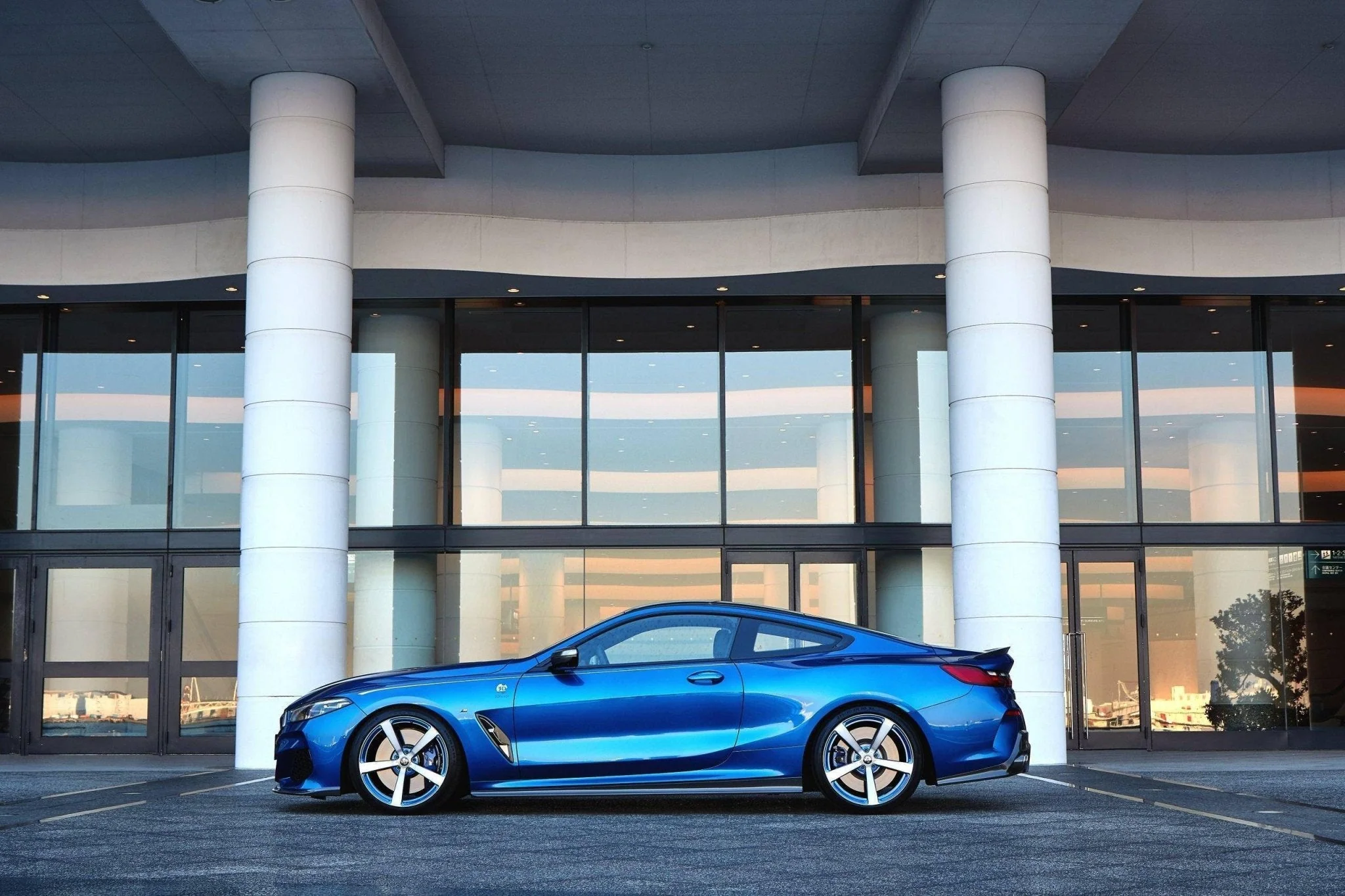3DDesign Carbon Fibre Front Splitter for BMW 8 Series (2019+, G14 G15 G16) - Image 10