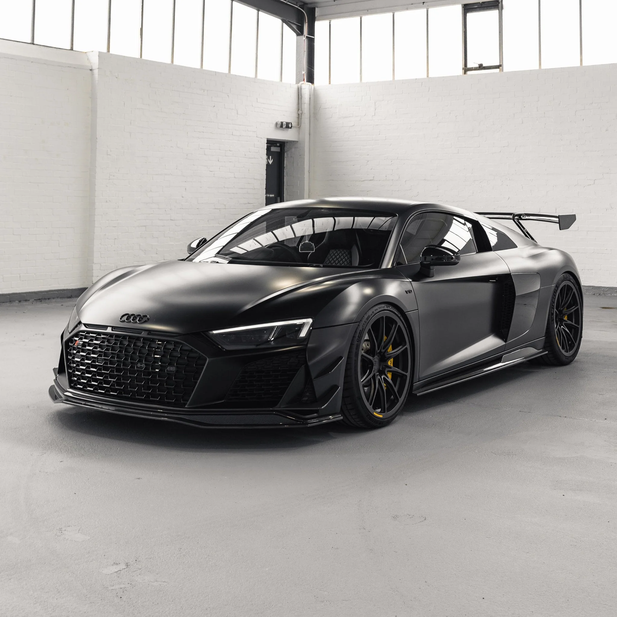 Audi R8 4S Facelift Pre-Preg Carbon Fibre Front Splitter by FORM - Image 8