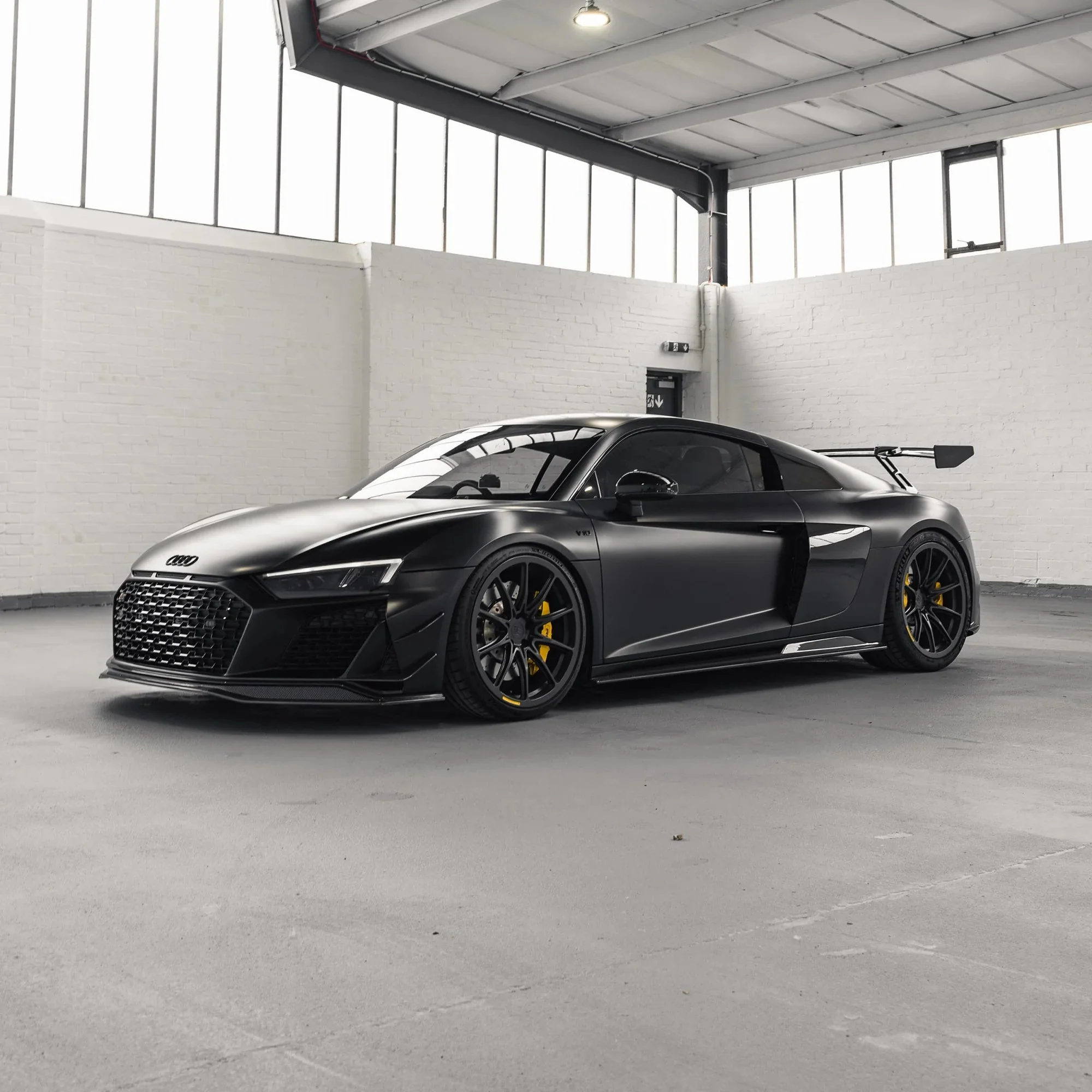 Audi R8 4S Facelift Pre-Preg Carbon Fibre Full Body Kit by FORM - Image 5