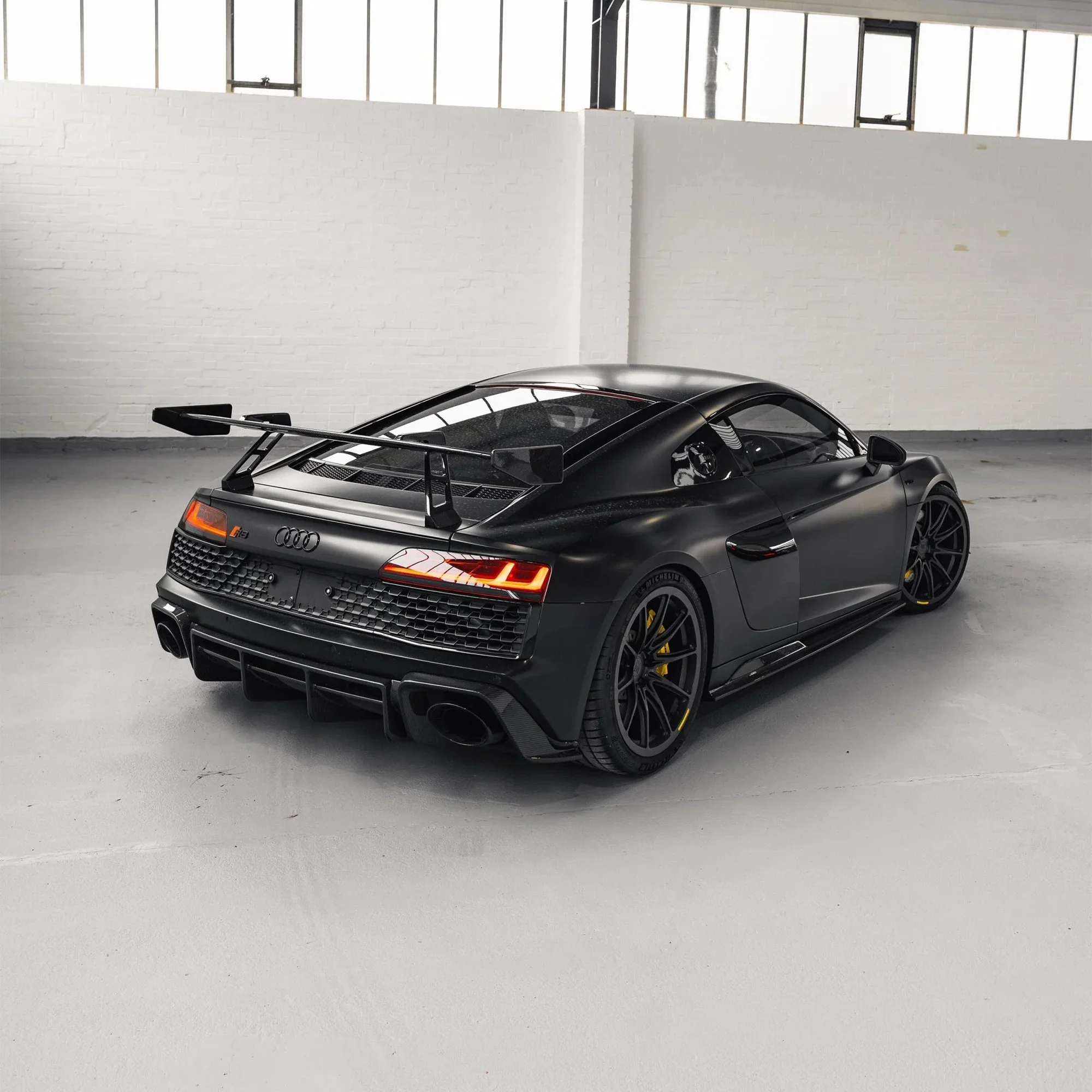 Audi R8 4S Facelift Pre-Preg Carbon Fibre Full Body Kit by FORM - Image 8