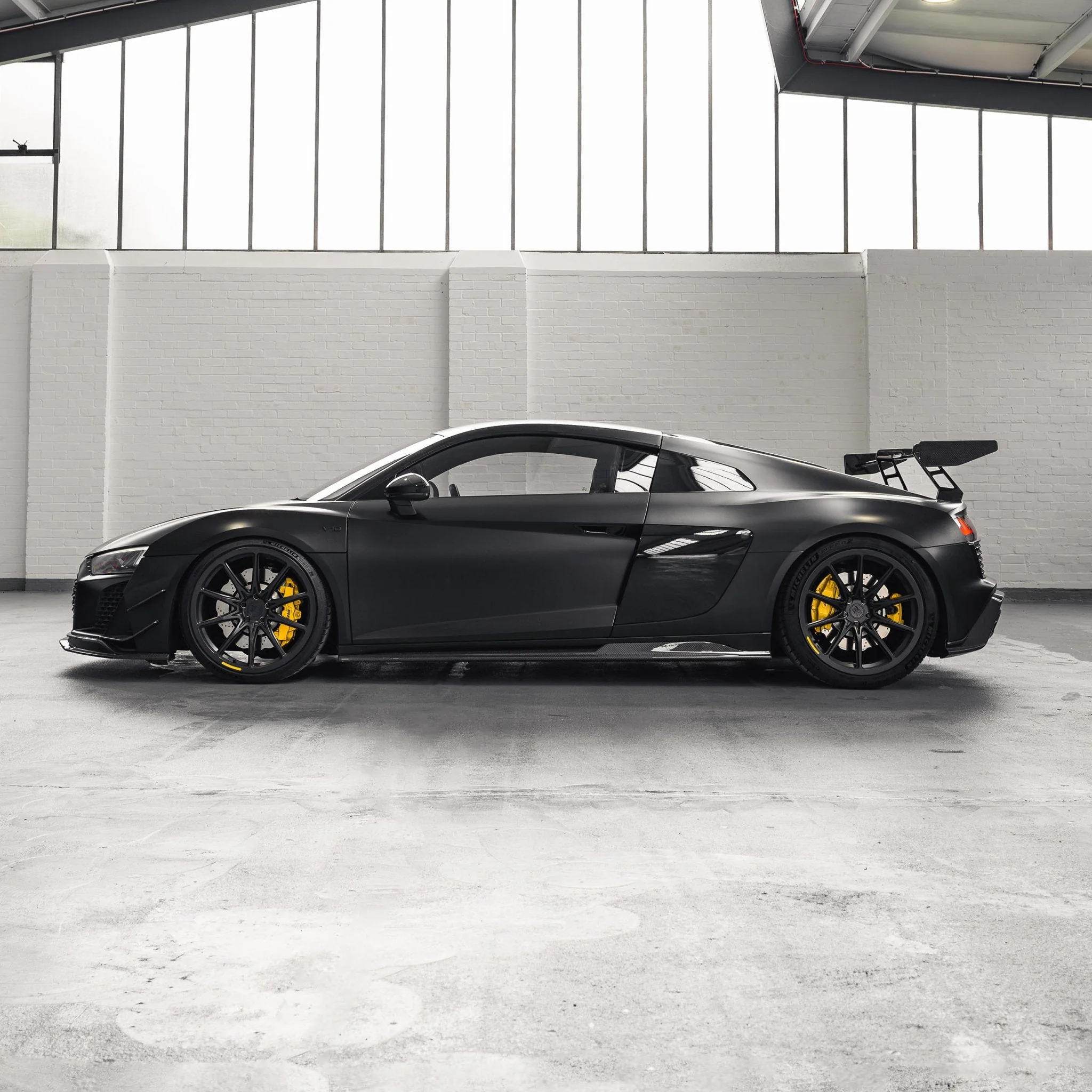 Audi R8 4S Pre-Preg Carbon Fibre Rear Wing by FORM - Image 4