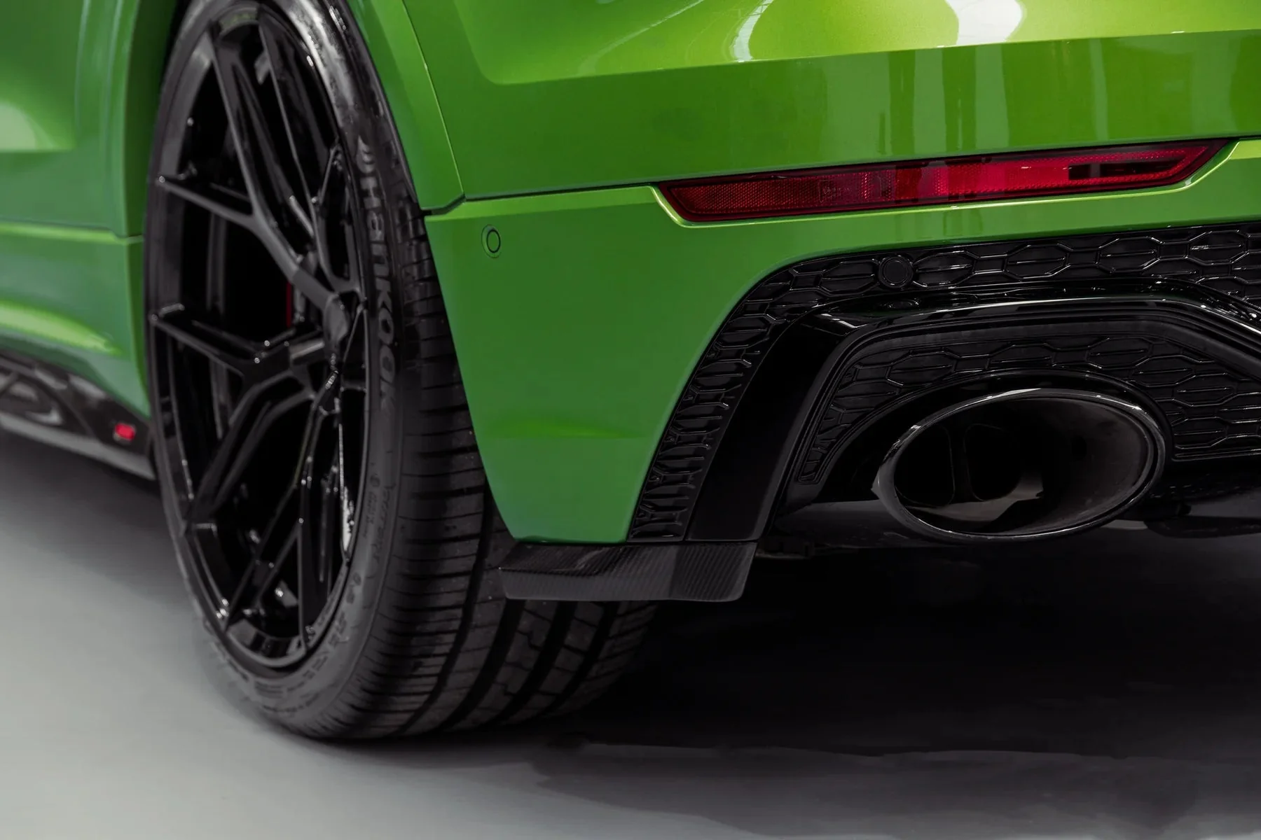 Audi RSQ8 4M Carbon Fibre Body Kit by Urban (2019-2024) - Image 13