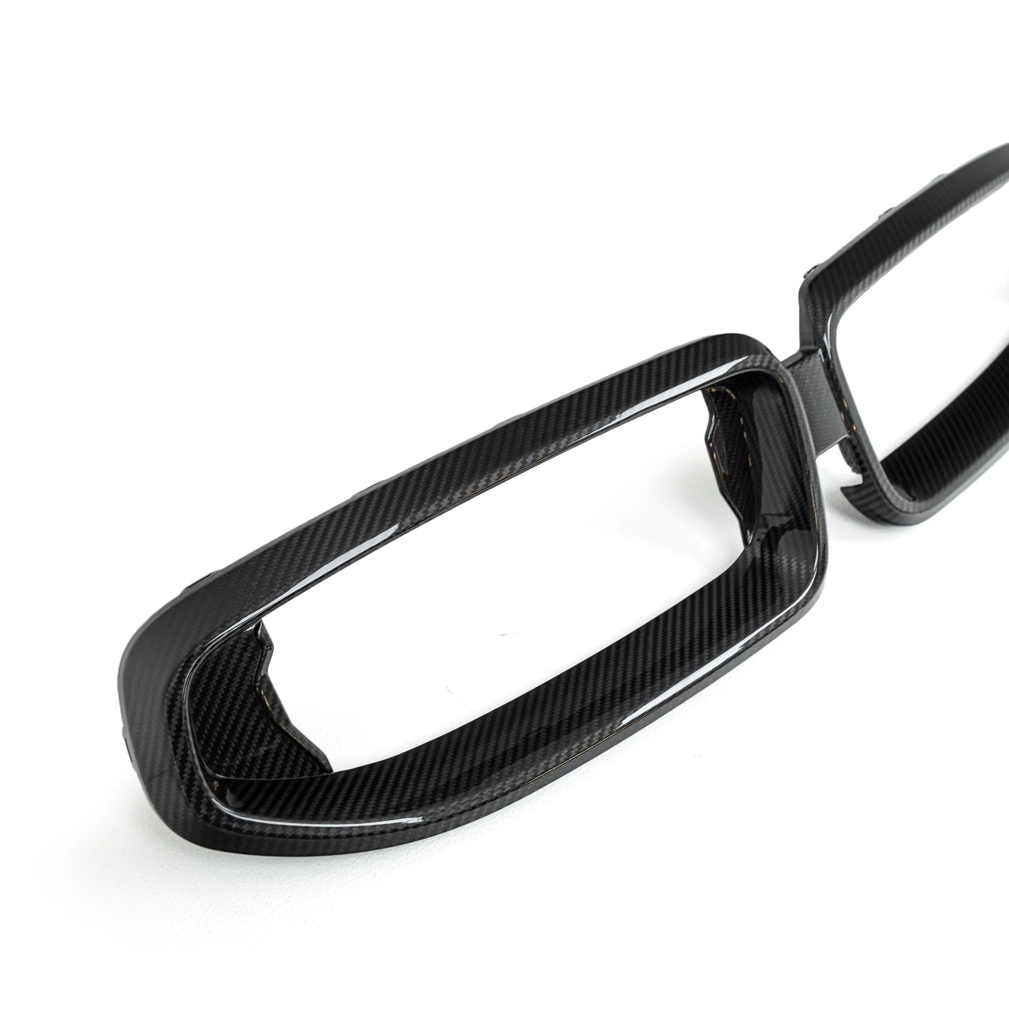 BMW 2 Series & M240i G42 Pre-preg ID-01 Carbon Fibre Front Grille by TREVORA (2021+) - Image 6