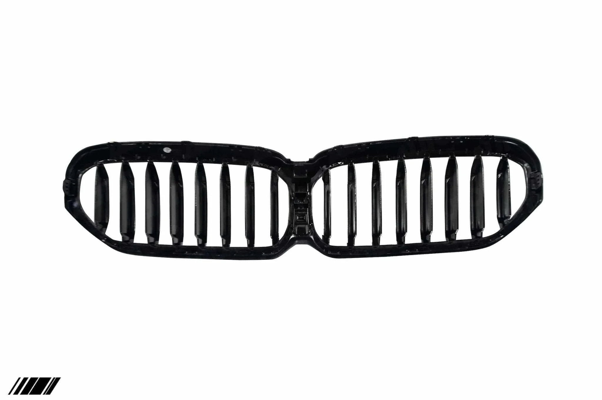 BMW 5 Series LCI G30 G31 Gloss Black Kidney Grilles by FORM (2020-2023) - Image 3