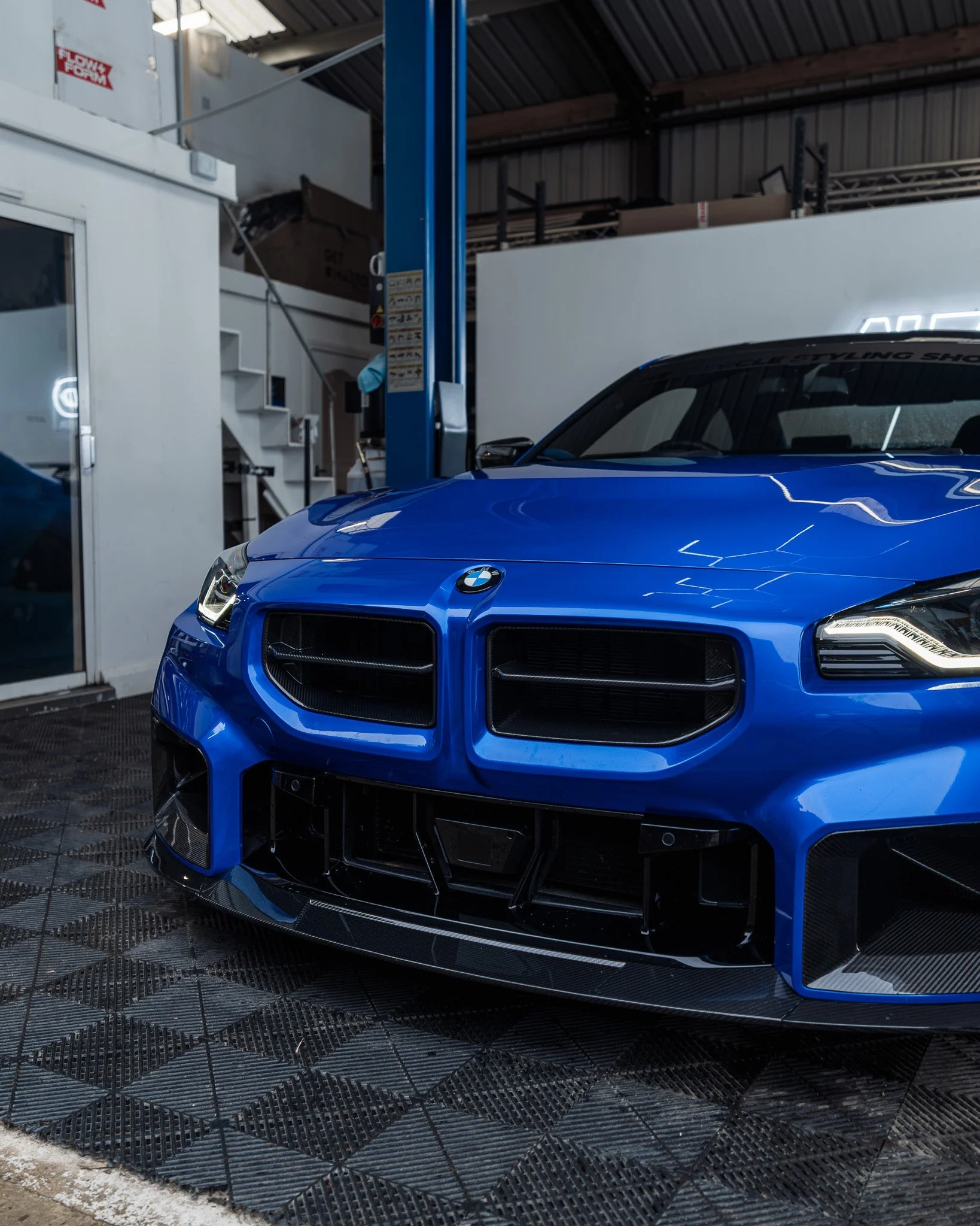 BMW M2 G87 Carbon Fibre Front Grille "Niere" by Alpha-N (2023+) - Image 2