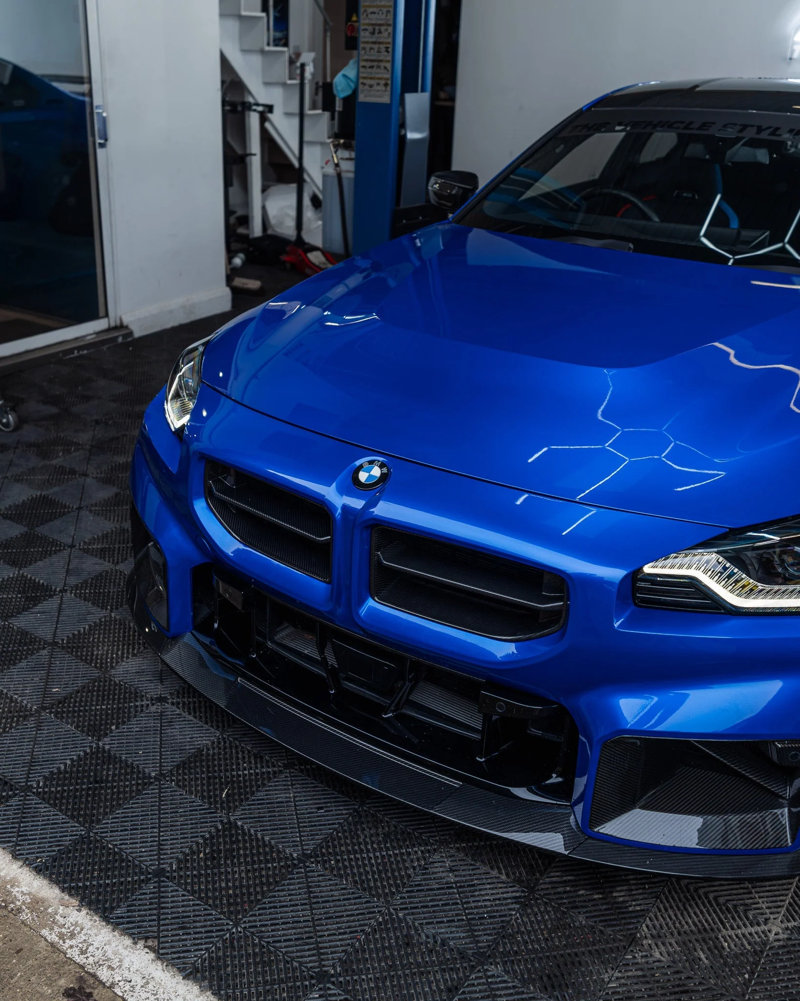 BMW M2 G87 Carbon Fibre Front Grille "Niere" by Alpha-N (2023+) - Image 3