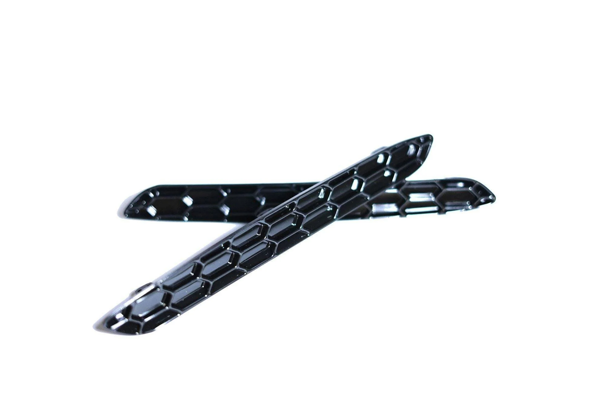 BMW M2 & M2 Competition F87 Honeycomb Rear Reflector Delete by Acexxon (2015-2021) - Image 16