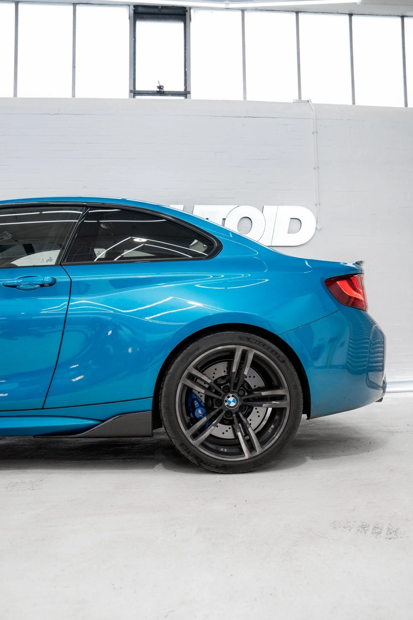 BMW M2 & M2 Competition F87 Pre-Preg Carbon Fibre Pro Side Blade Winglets by FORM (2015-2021) - Image 3