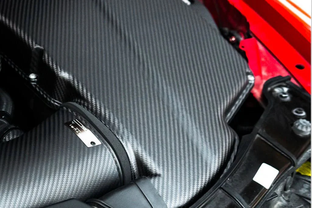 BMW M3 E92 (S65) Eventuri Carbon Fibre Air Intake System - Image 10