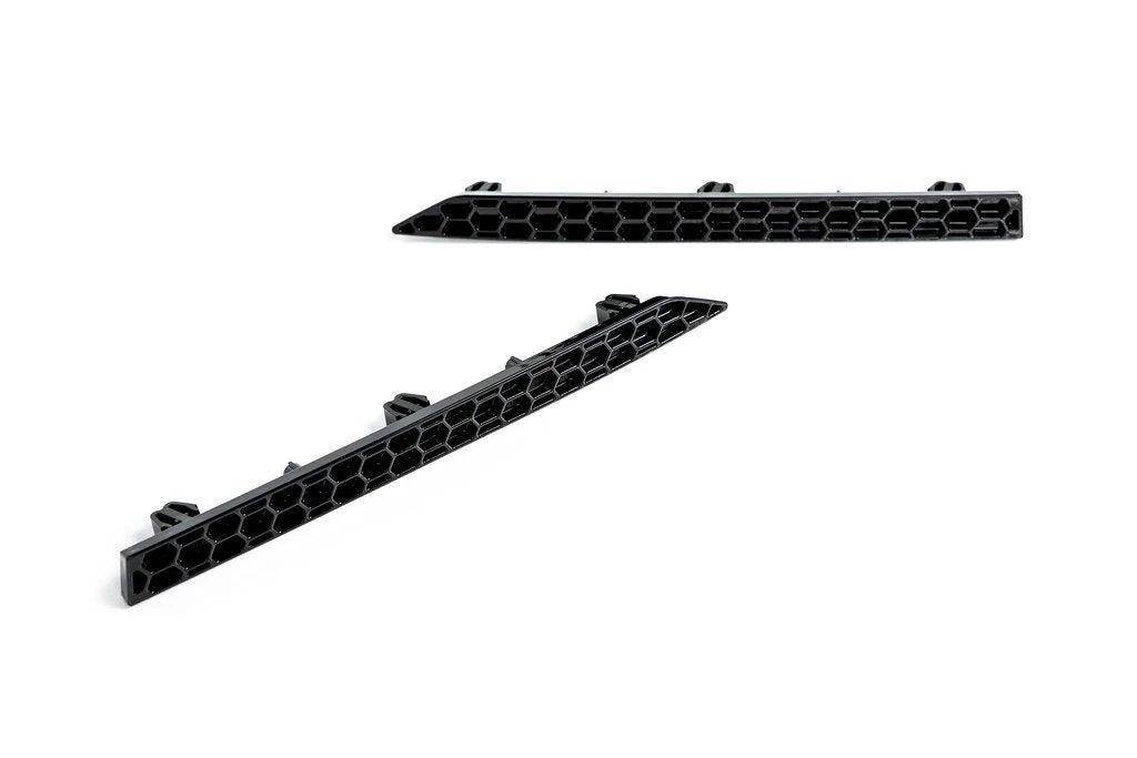 BMW M3 G80 G81 & M4 G82 G83 Gloss Black Honeycomb Rear Reflector Delete by Acexxon (2021+)