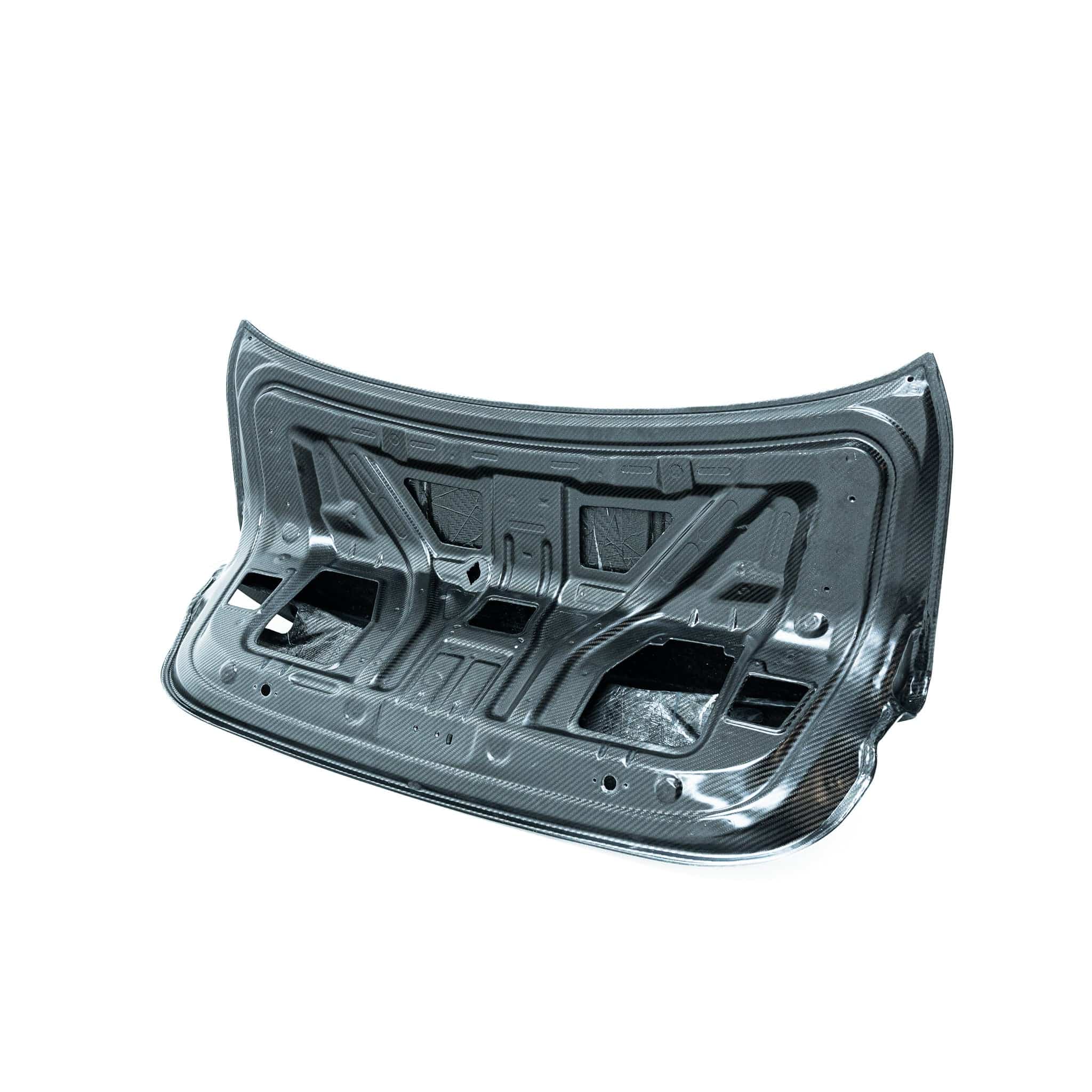 BMW M4 G82 Pre-Preg Carbon Fibre L-CSL Boot Lid by FORM (2020+) - Image 7