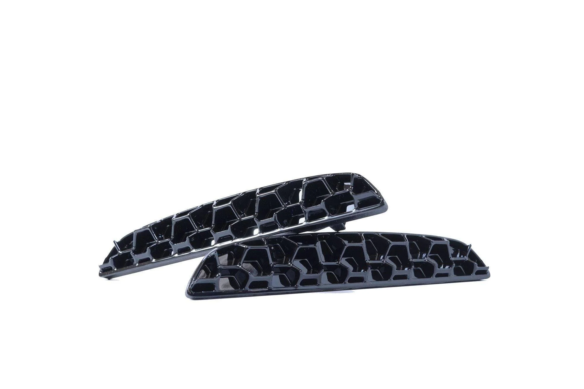 BMW M5 F90 Honeycomb Rear Reflector Deletes by Acexxon (2017-2023) - Image 12