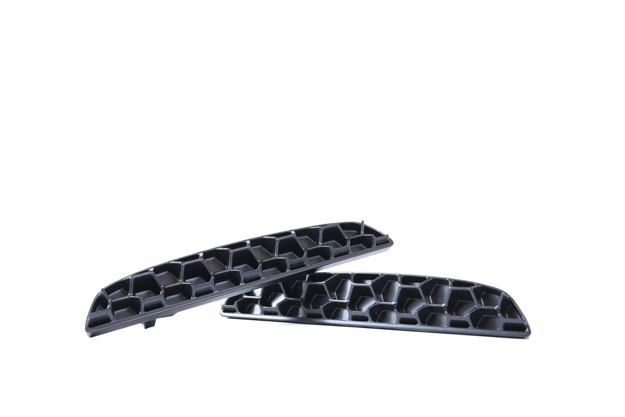 BMW M5 F90 Honeycomb Rear Reflector Deletes by Acexxon (2017-2023) - Image 14