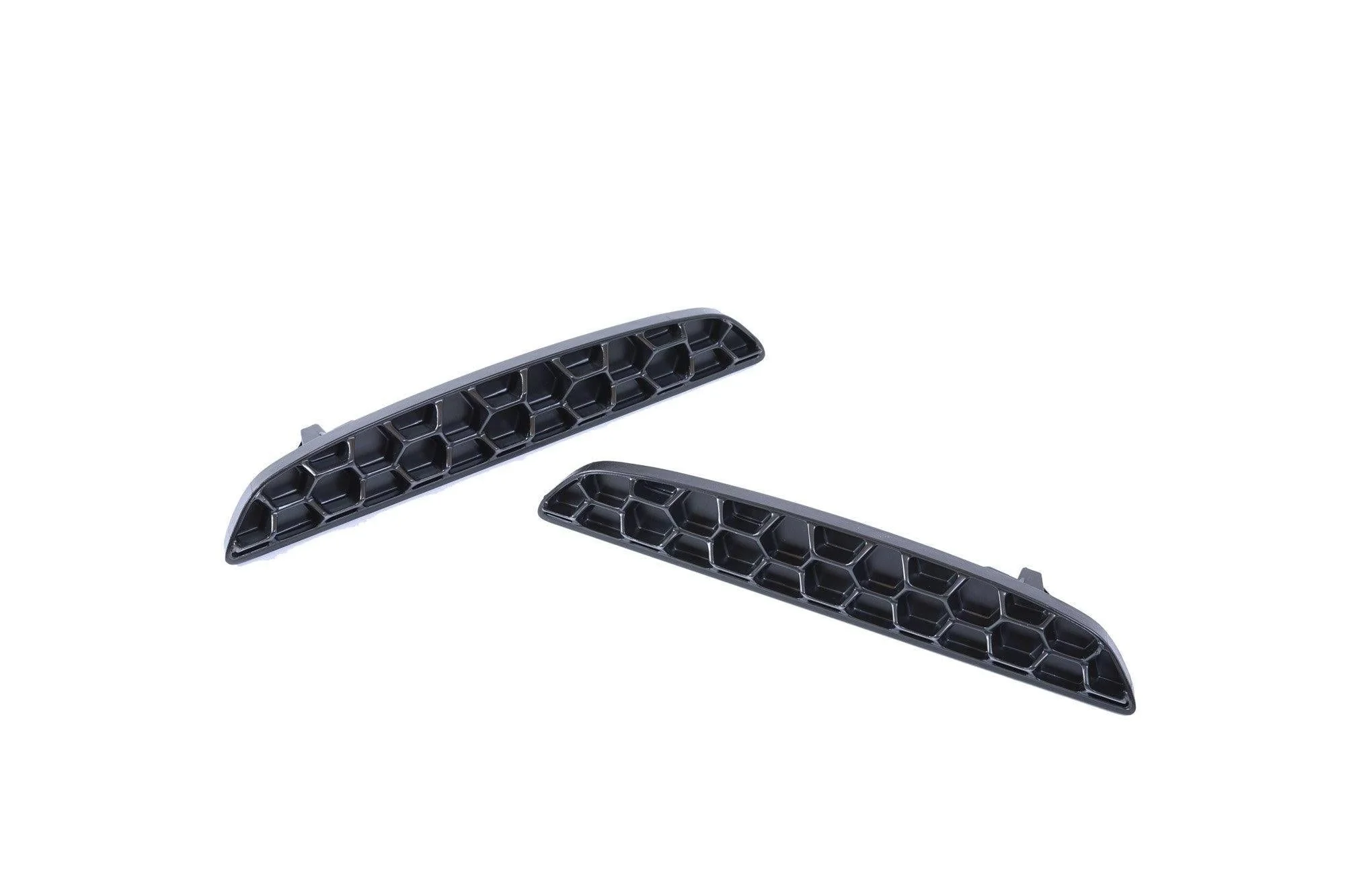 BMW M5 F90 Honeycomb Rear Reflector Deletes by Acexxon (2017-2023) - Image 6