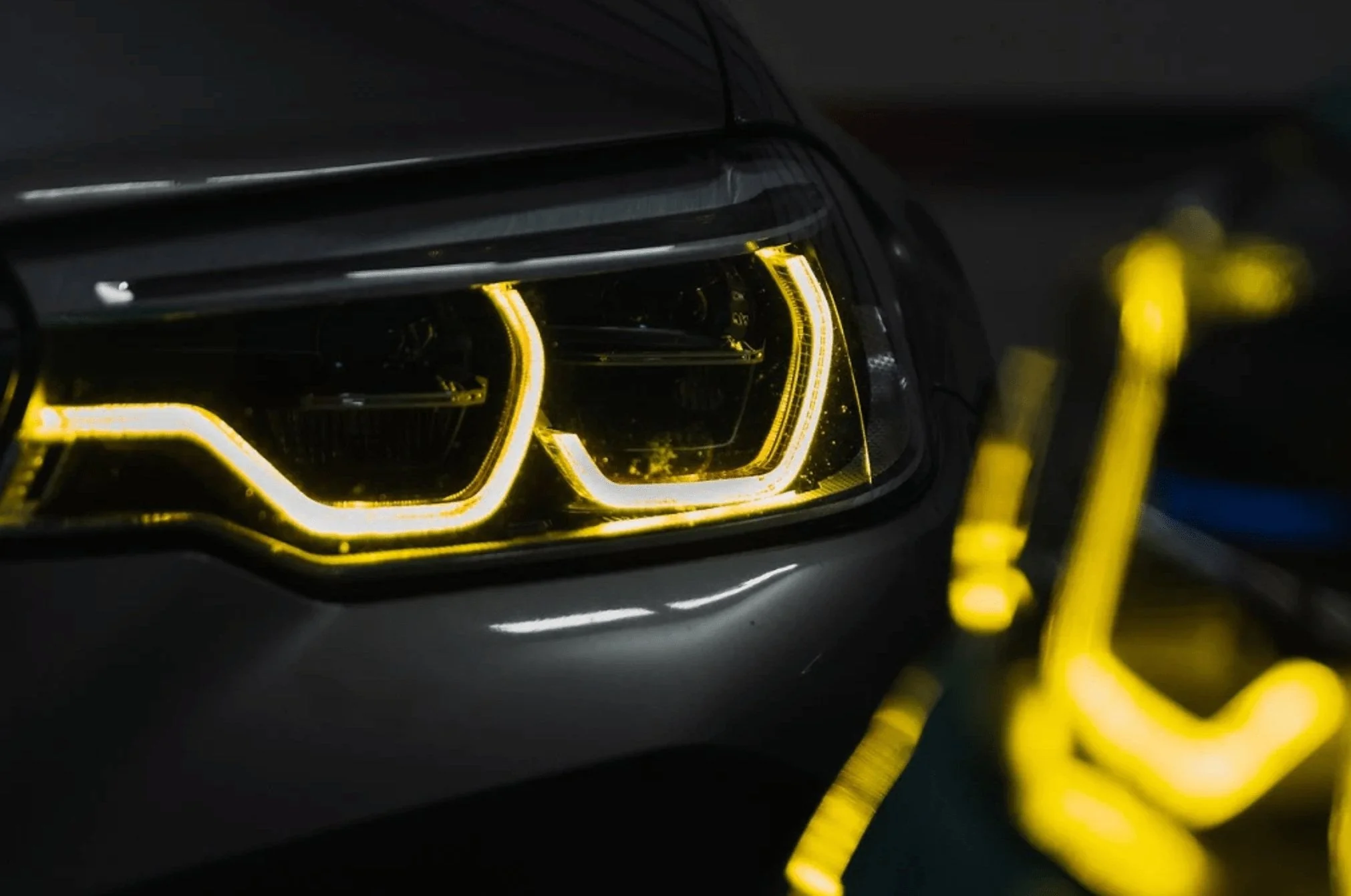 BMW M5 F90 Pre-LCI Motorsport+ CSL Style Yellow DRL Module Set (2016-2020) - Image 2