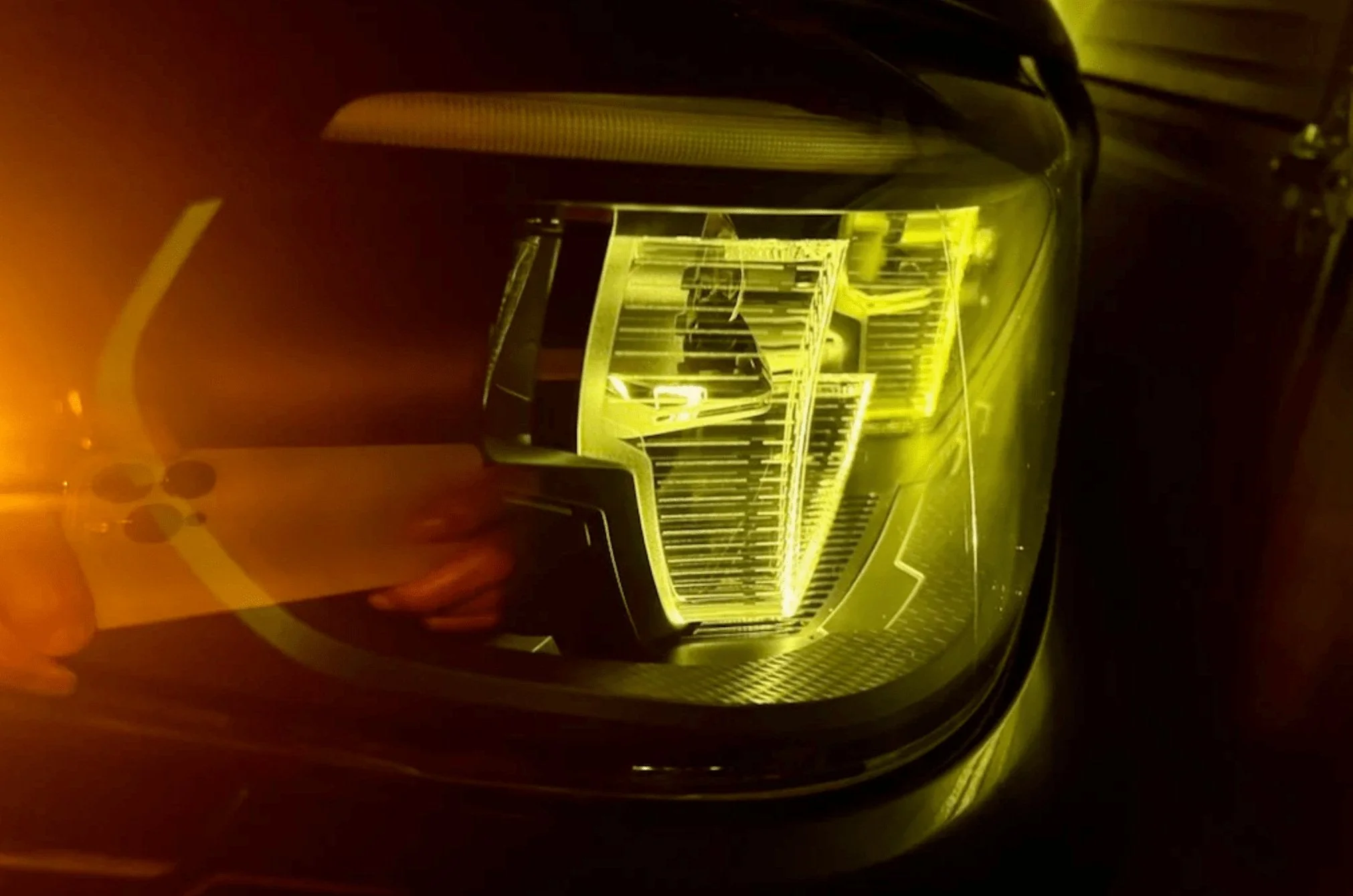 BMW M5 F90 Pre-LCI Motorsport+ CSL Style Yellow DRL Module Set (2016-2020) - Image 5