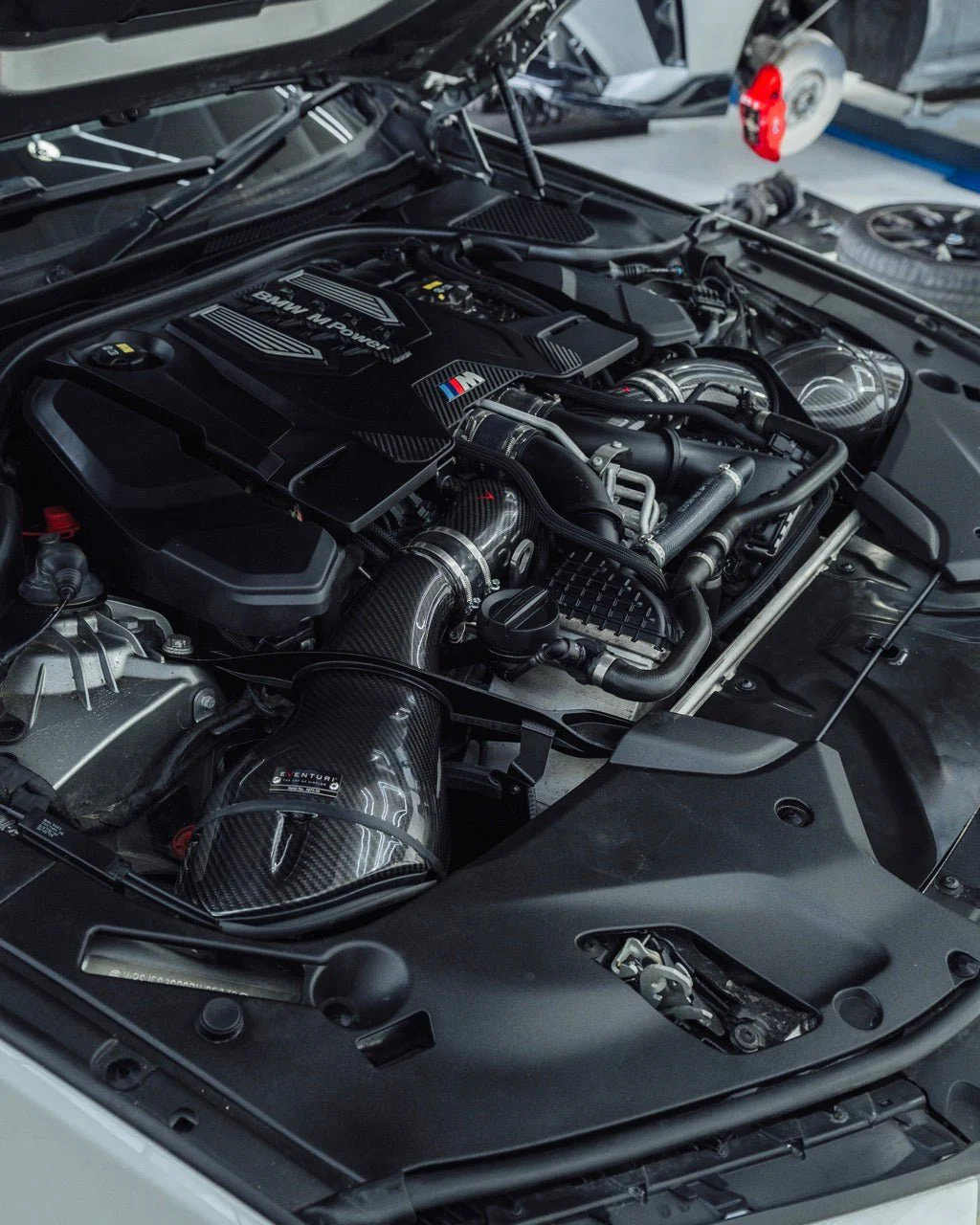 BMW M5 F90 V2 Eventuri Carbon Fibre Intake Kit (2017-2023) - Image 4