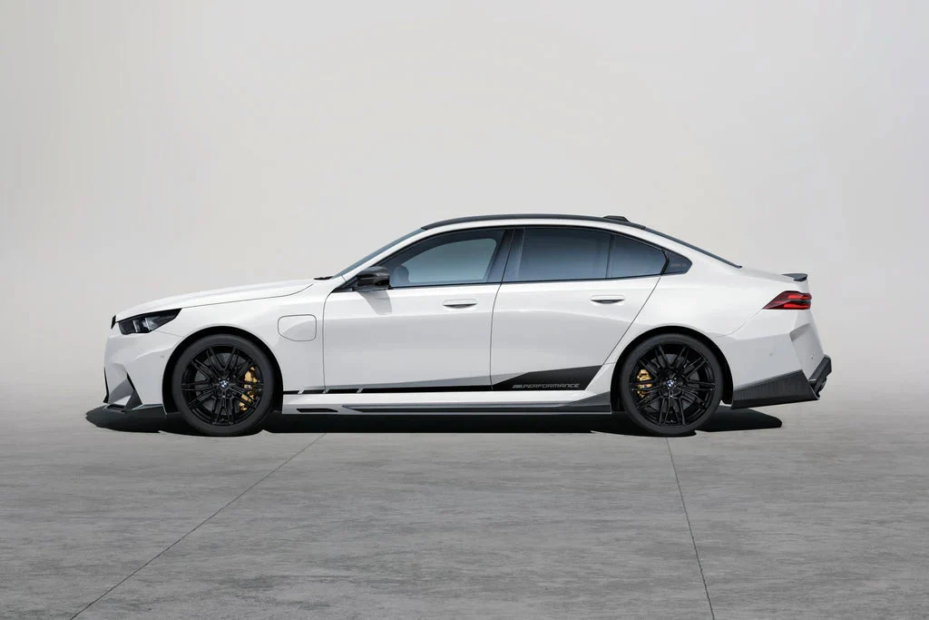 BMW M5 G90 G99 Genuine M Performance Carbon Fibre Side Skirts (2024+) - Image 2