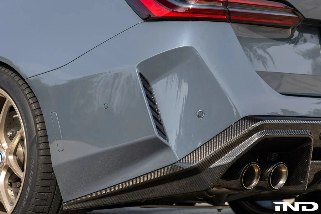 BMW M5 G90 G99 Gloss Black Rear Reflector Deletes by Acexxon (2024+) - Image 6