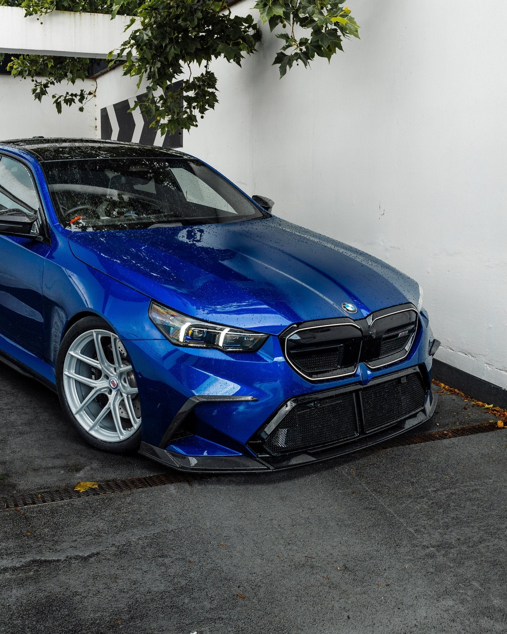 BMW M5 G90 G99 Pre-Preg Carbon Fibre PR-1 Front Lip by TREVORA - Image 4