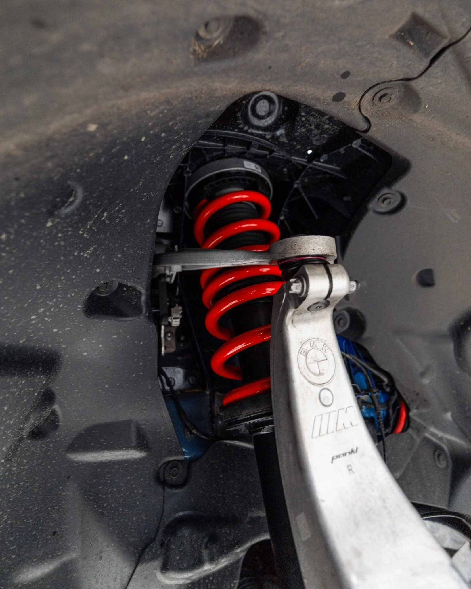 BMW M5 G99 Touring OEM+ Stance Kit with Springs & Spacers - Image 2