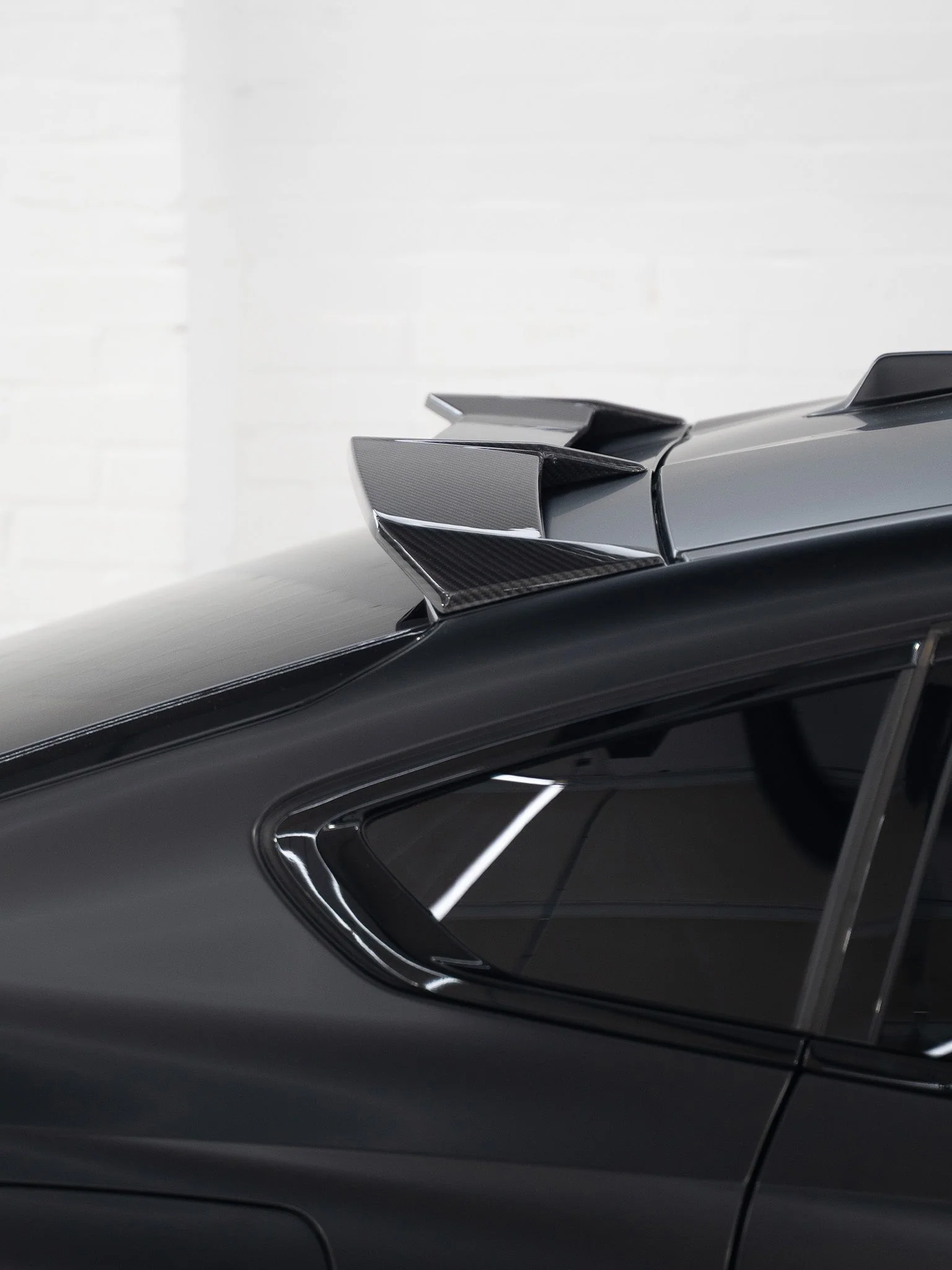 BMW X6M F96 & X6 G06 Pre-Preg Carbon Fibre Rear Roof Spoiler (2019+) - Image 4