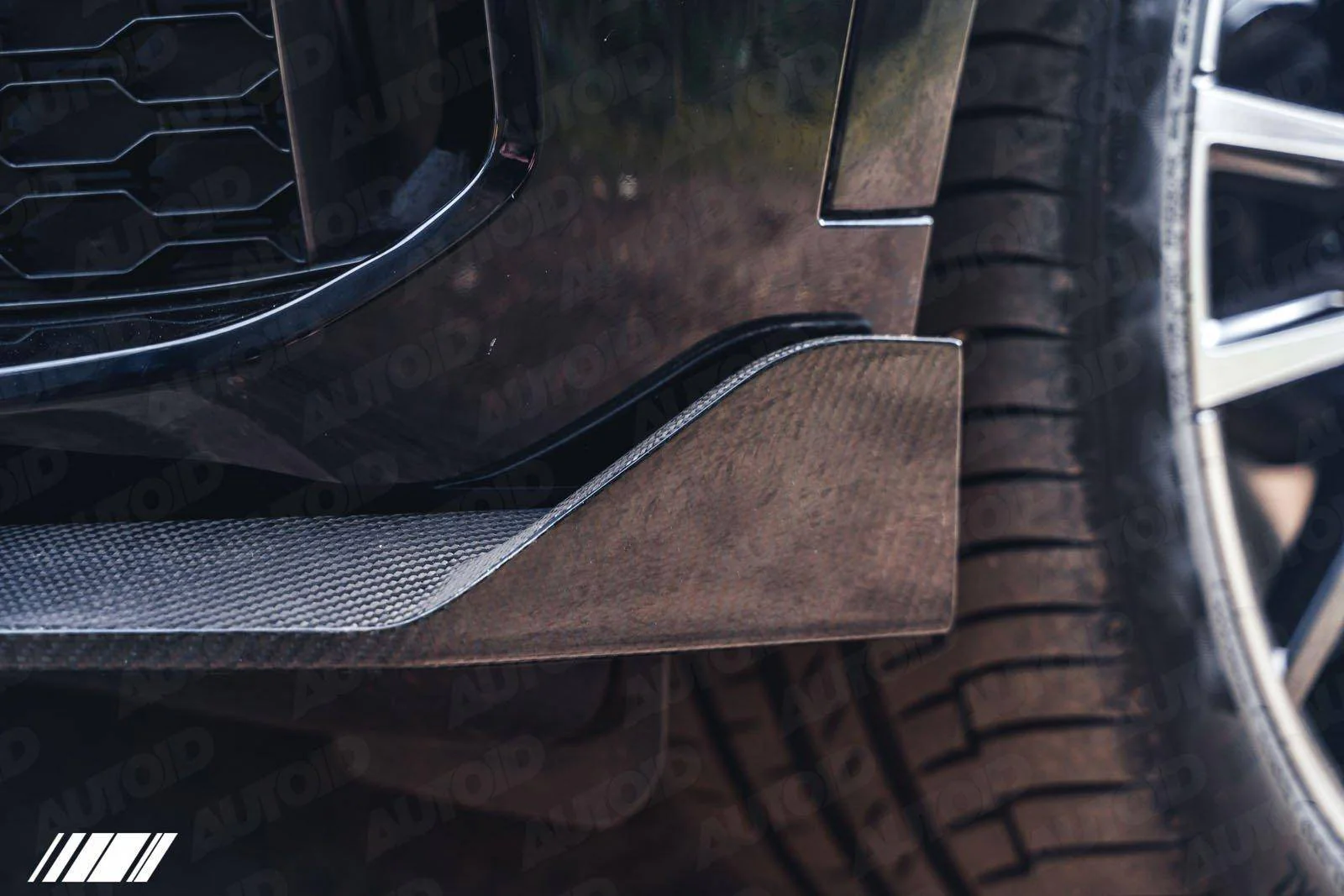 Carbon Fibre Competition Front Splitter for BMW X5 by FORM (2018+, G05) - Image 8