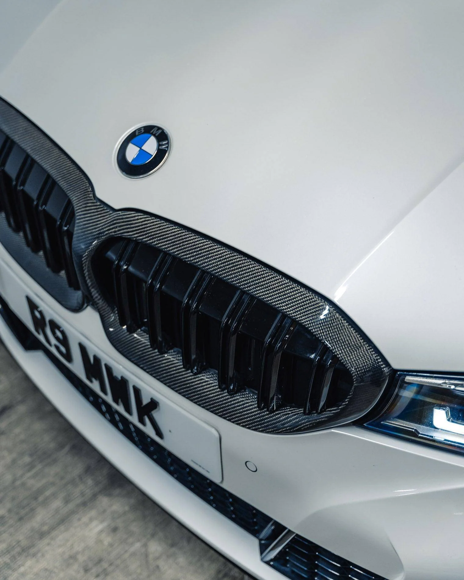 Carbon Fibre Double Slat Kidney Grilles for BMW 3 Series Pre-LCI by FORM (2019-2023, G20 G21) - Image 3