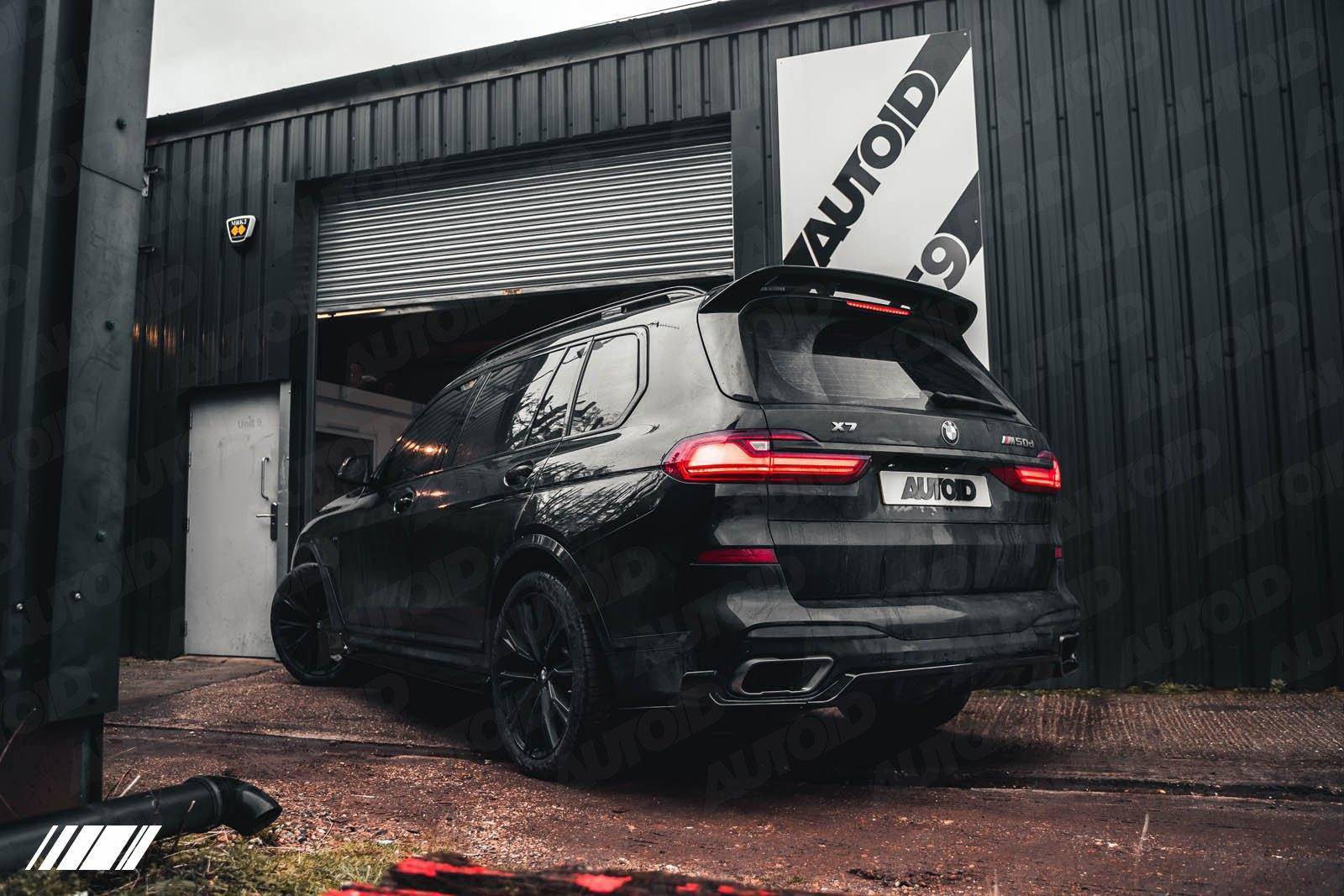 BMW X7 G07 Gloss Black Competition Rear Diffuser Set by FORM (2018+) - Image 5