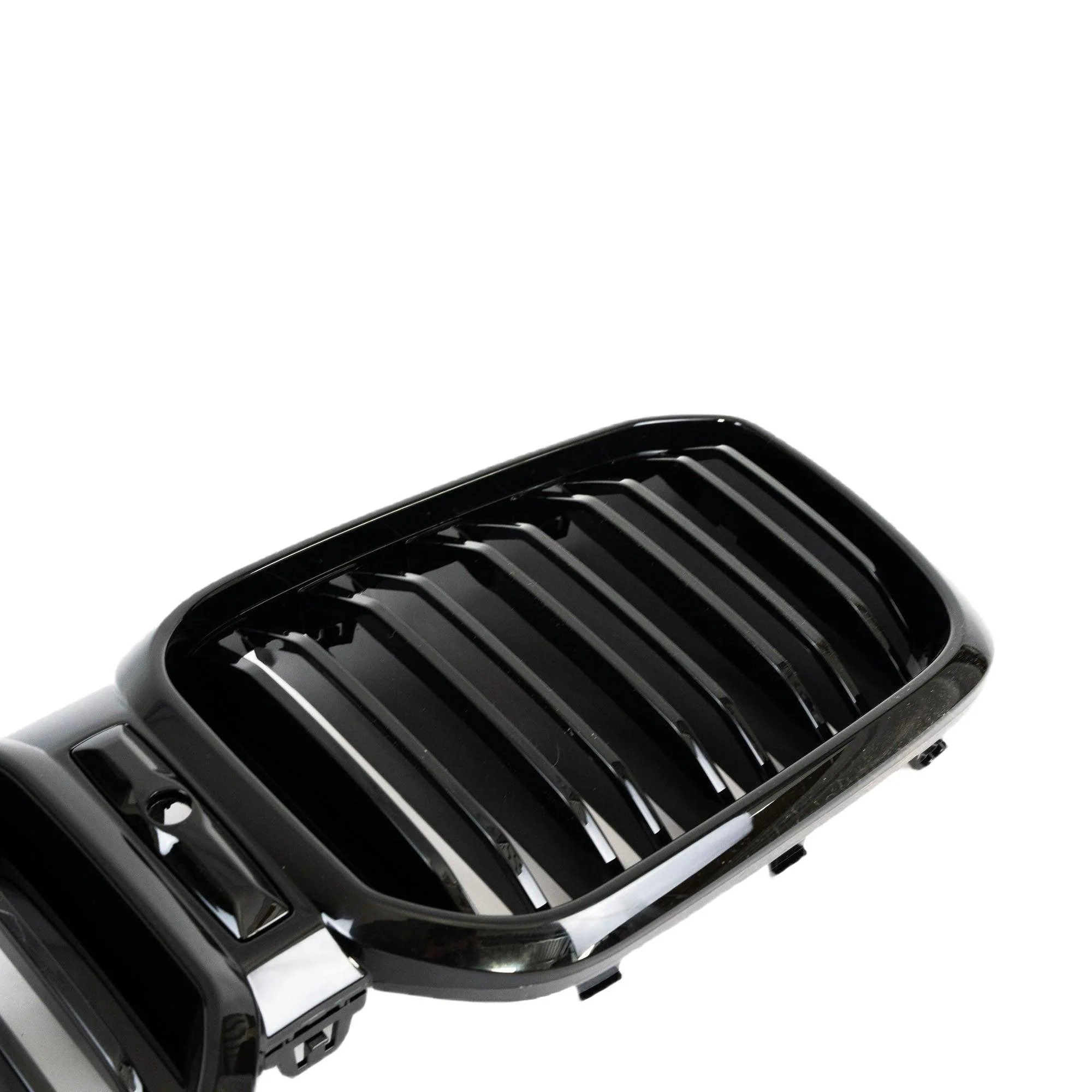 BMW X3 G01 LCI & X4 G02 LCI Gloss Black Kidney Grille by FORM (2021-2024) - Image 7