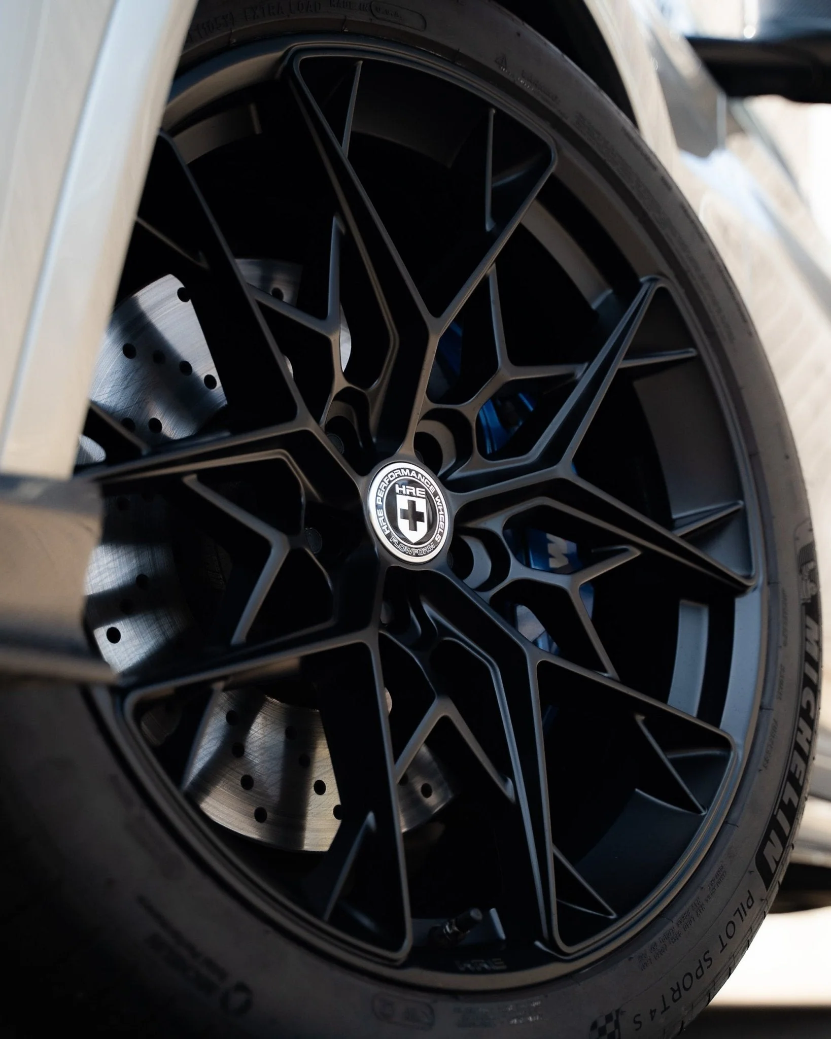 HRE FF10 Flowform Alloy Wheels Set of 4 - Image 3
