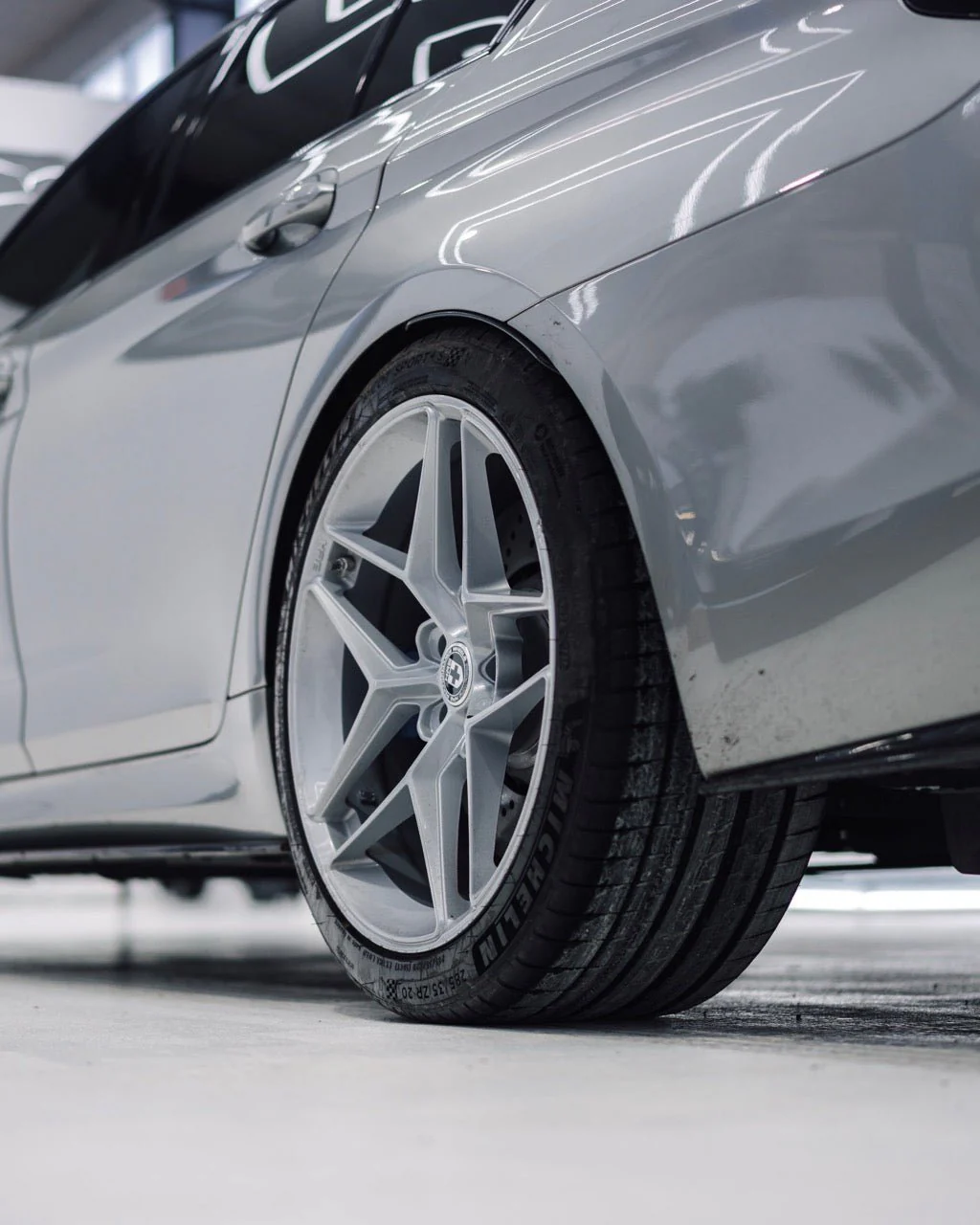 HRE FF11 Flowform Alloy Wheels Set of 4 - Image 23