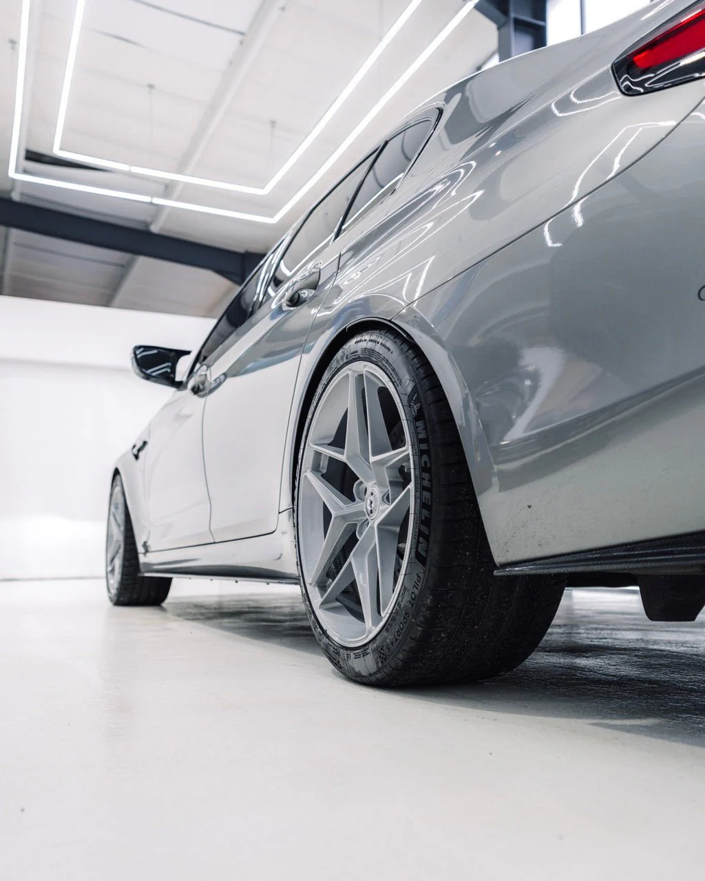 HRE FF11 Flowform Alloy Wheels Set of 4 - Image 27