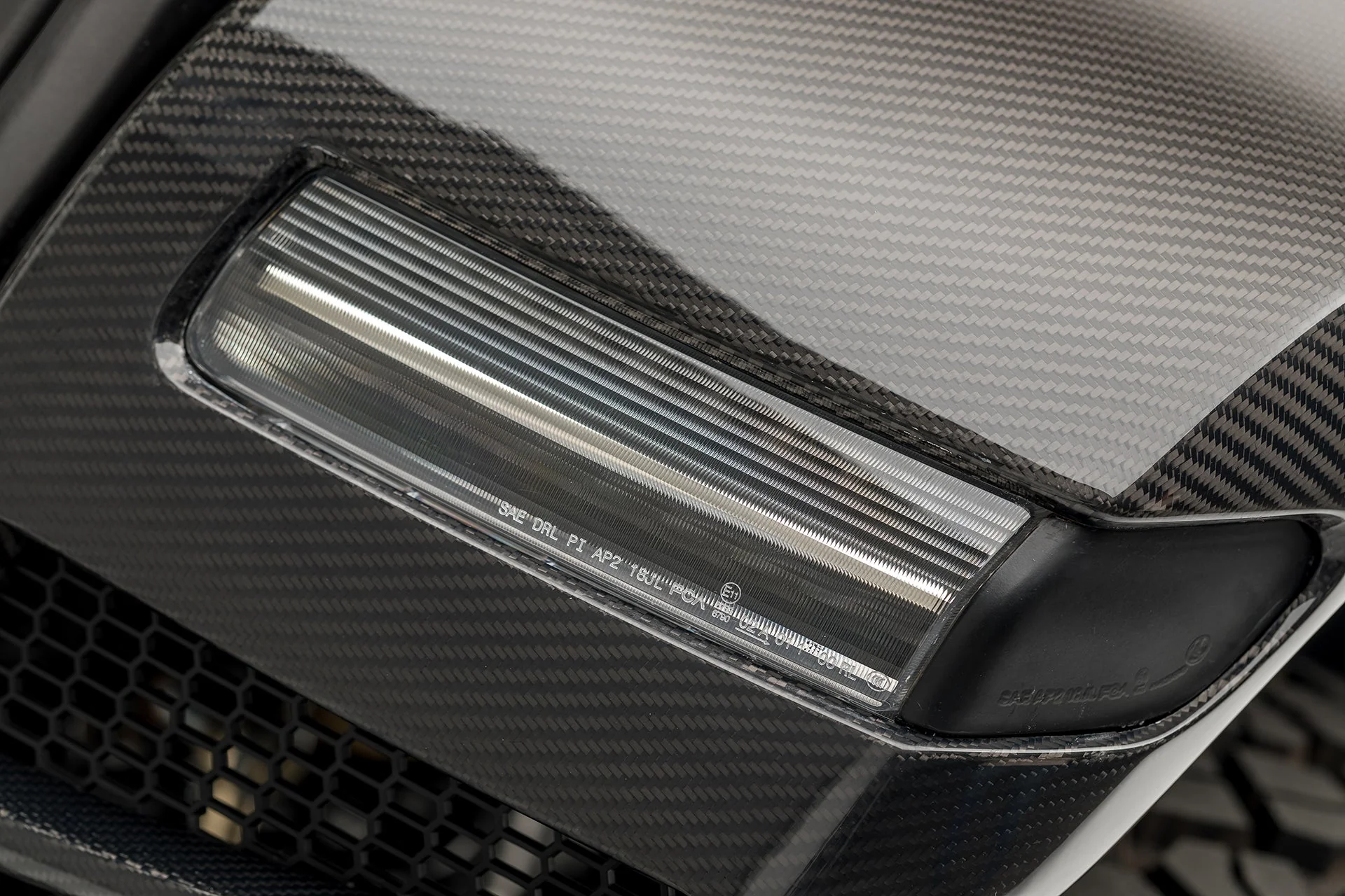 Jeep JL-JX Edition Aero Carbon Fiber Rear Fenders by Vosteiner - Image 3