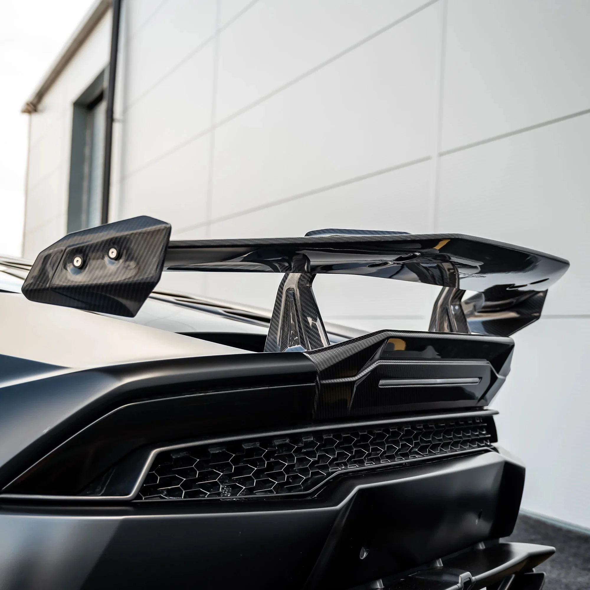Lamborghini Huracan LP580, LP610-4 & Evo Pre-Preg Carbon Fibre Rear Spoiler Wing - Image 3