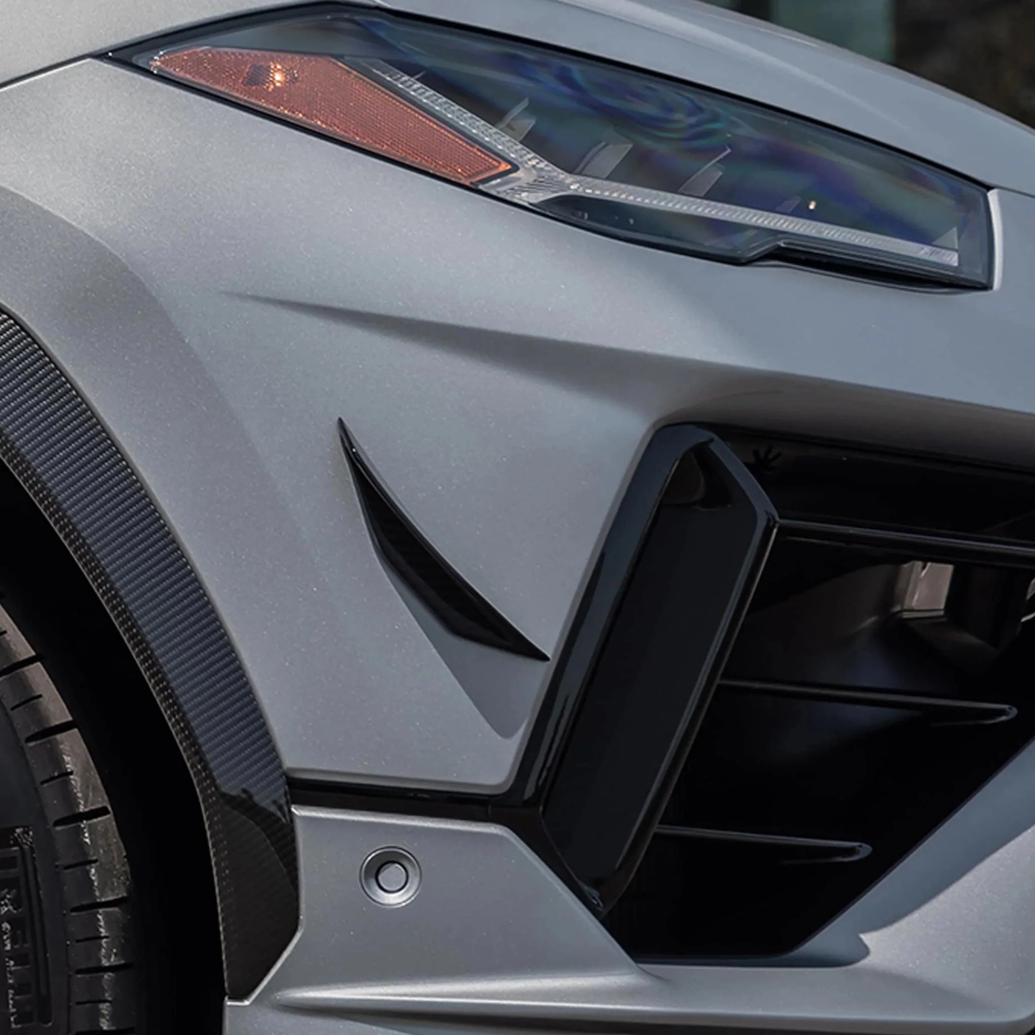 Lamborghini Urus Performante Edizione Aero Canards by Vorsteiner - Image 4