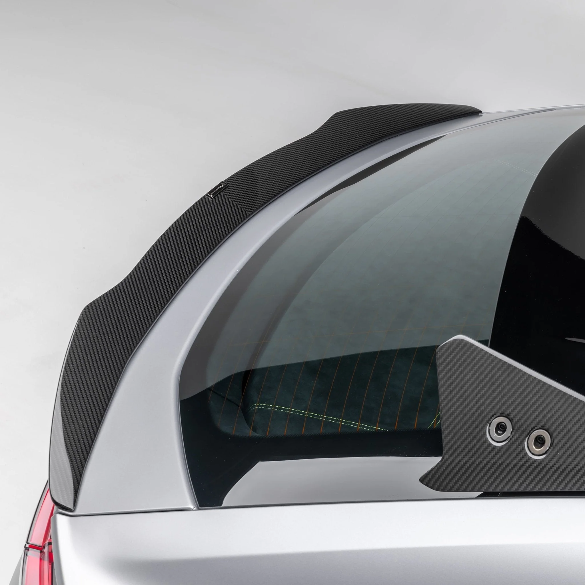 Lamborghini Urus Performante Edizione Aero Decklid Spoiler by Vorsteiner