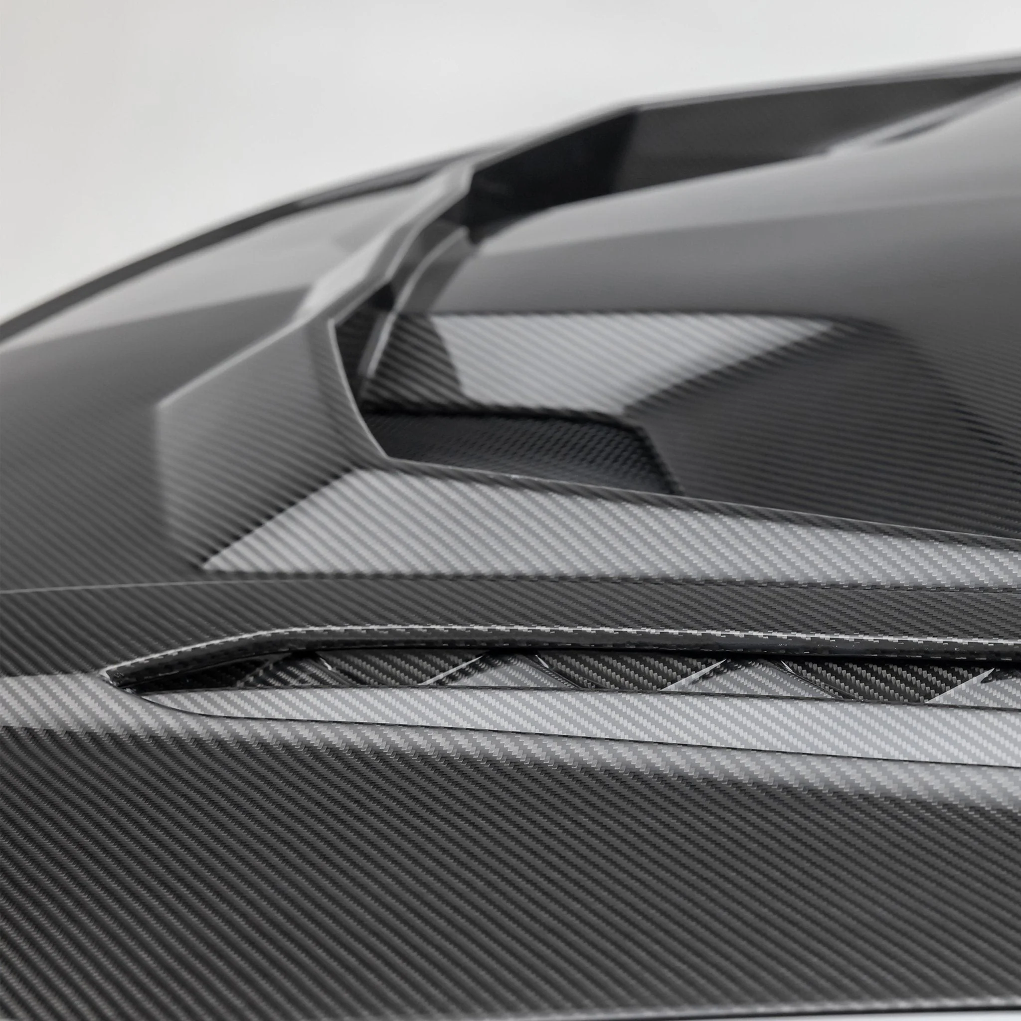 Lamborghini Urus Performante Edizione Aero Hood by Vorsteiner - Image 6