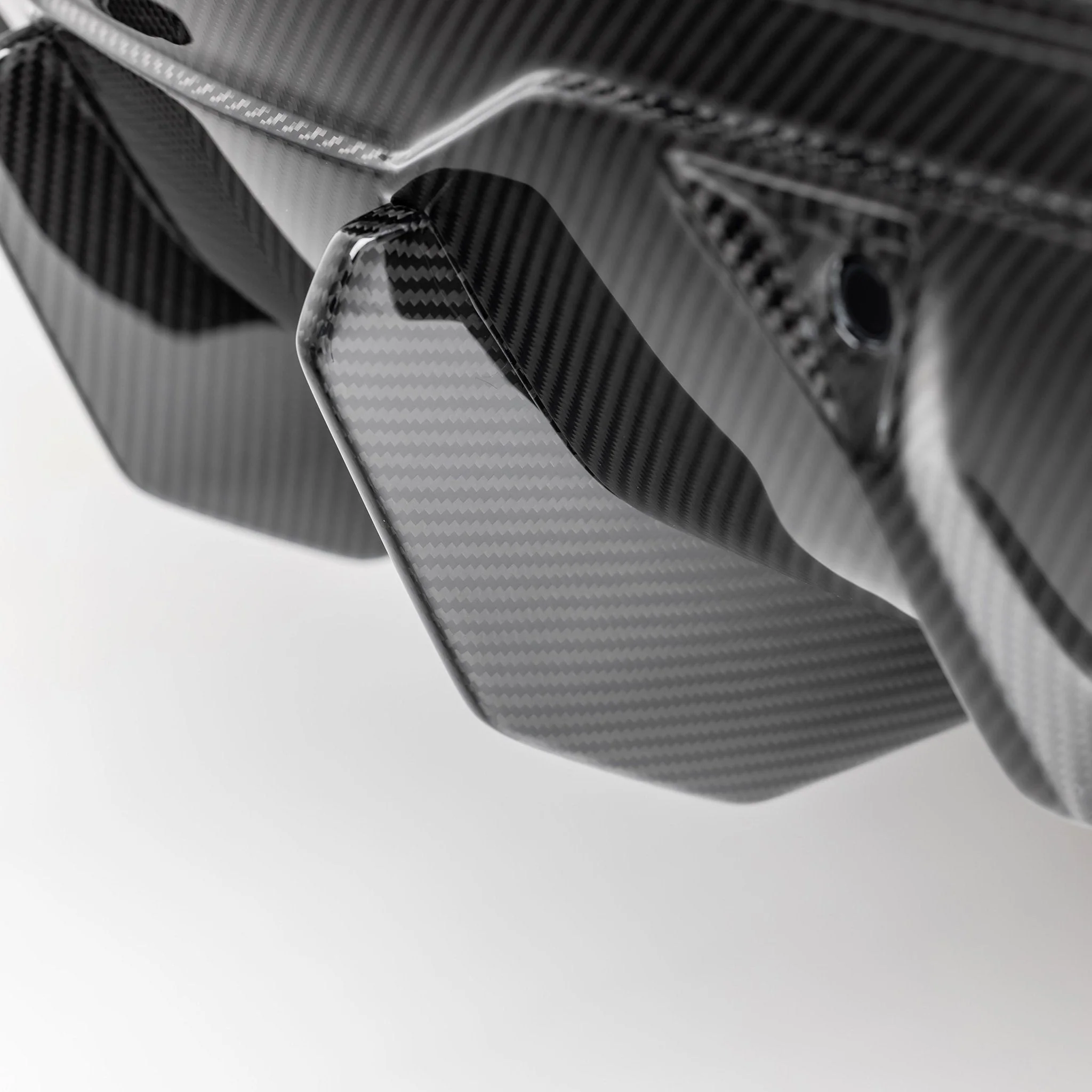 Lamborghini Urus Performante Edizione Aero Rear Diffuser by Vorsteiner - Image 7