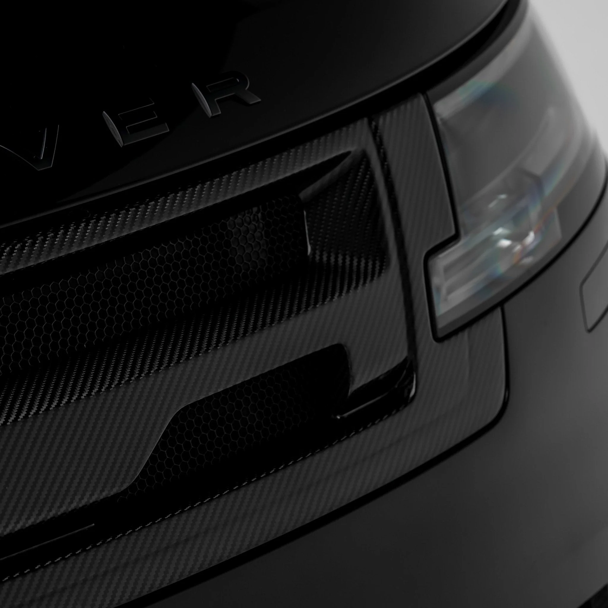 Land Rover Range Rover L460 Front Upper Grille by Vorsteiner - Image 7