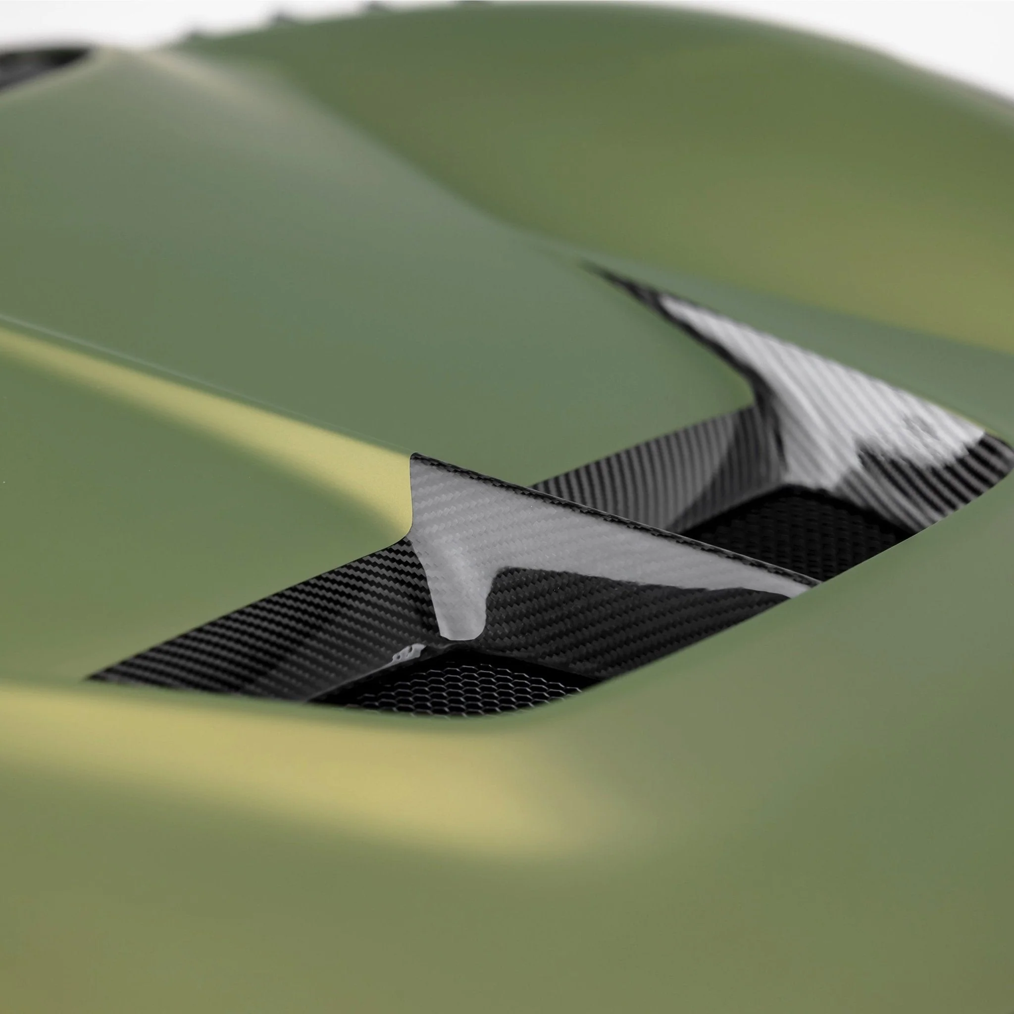 Lotus Emira LR-52 Hood by Vorsteiner - Image 4