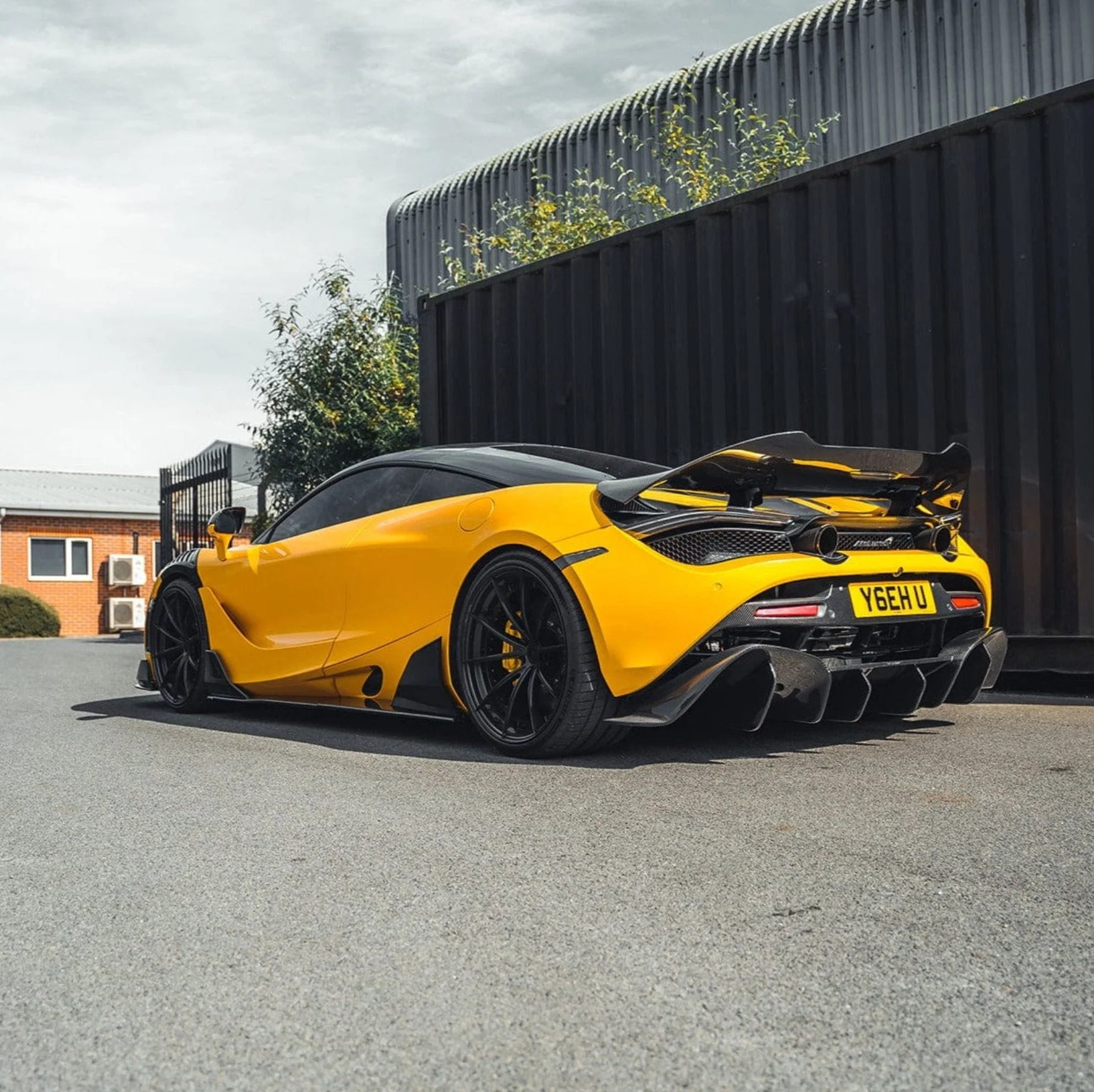 McLaren 720s Carbon Fibre Side Skirts - Image 2