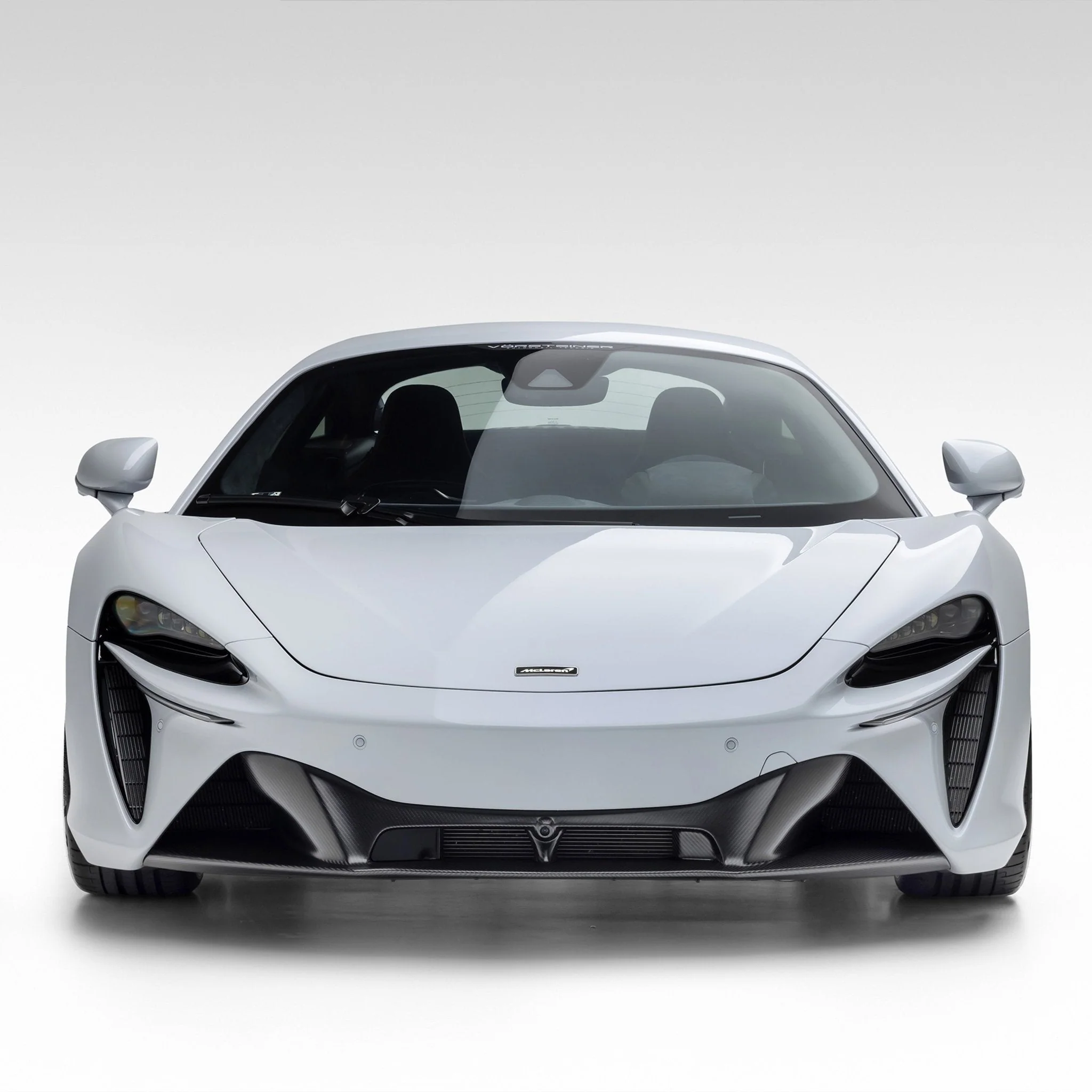 McLaren Artura Front Splitter by Vorsteiner - Image 4