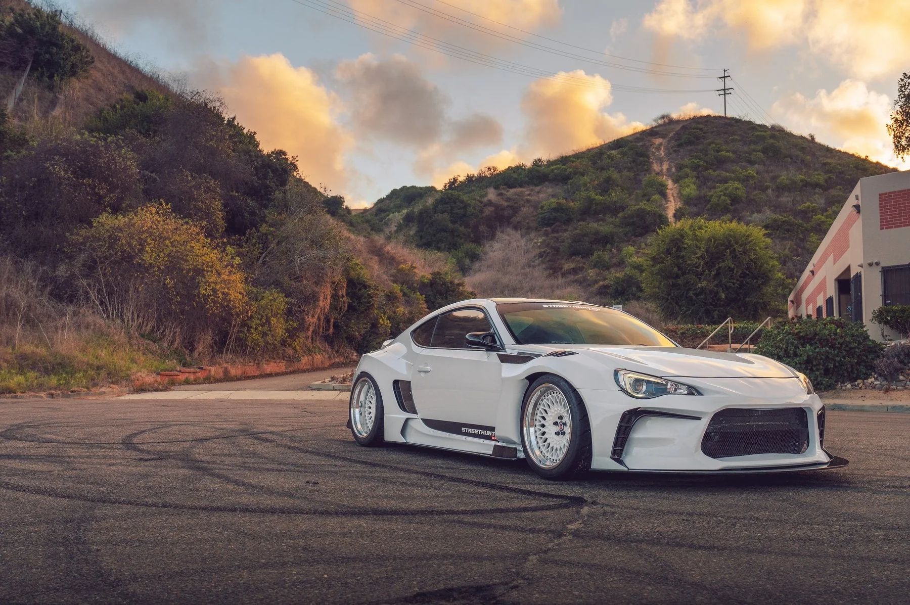 Subaru BRZ & Toyota GT86 & FRS First Generation STREET HUNTER Wide Body Kit