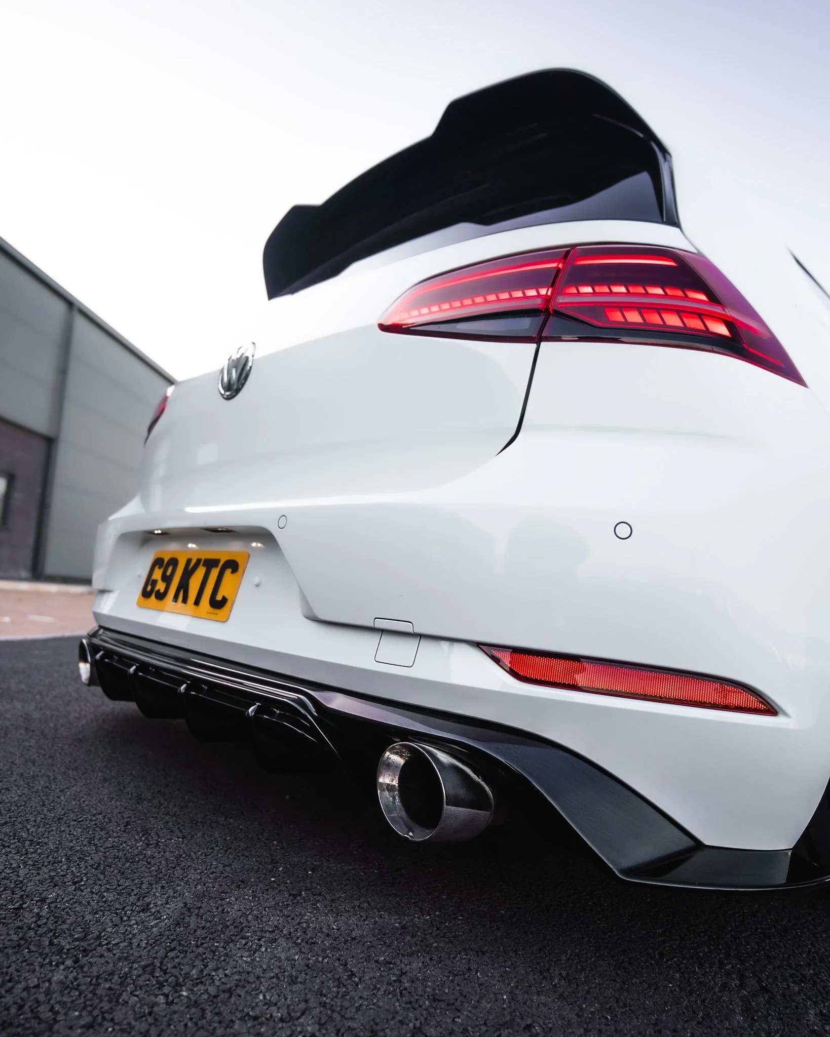 VW Golf, Golf GTI & Golf R Mk7 / Mk7.5 EVO-1 Gloss Black Rear Spoiler by ZAERO (2013-2020) - Image 5