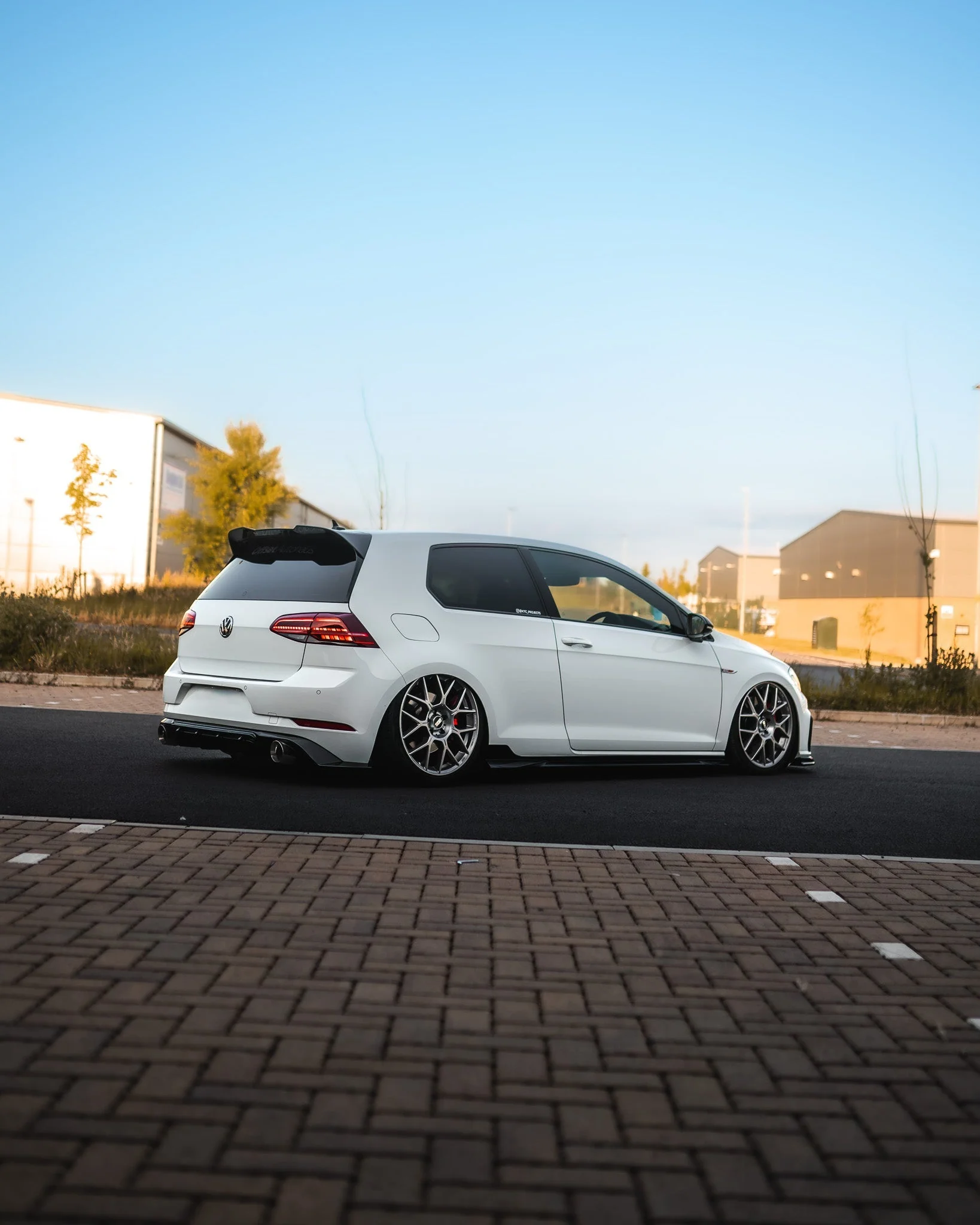 VW Golf, Golf GTI & Golf R Mk7 / Mk7.5 EVO-1 Gloss Black Side Skirts by ZAERO (2014-2020) - Image 8