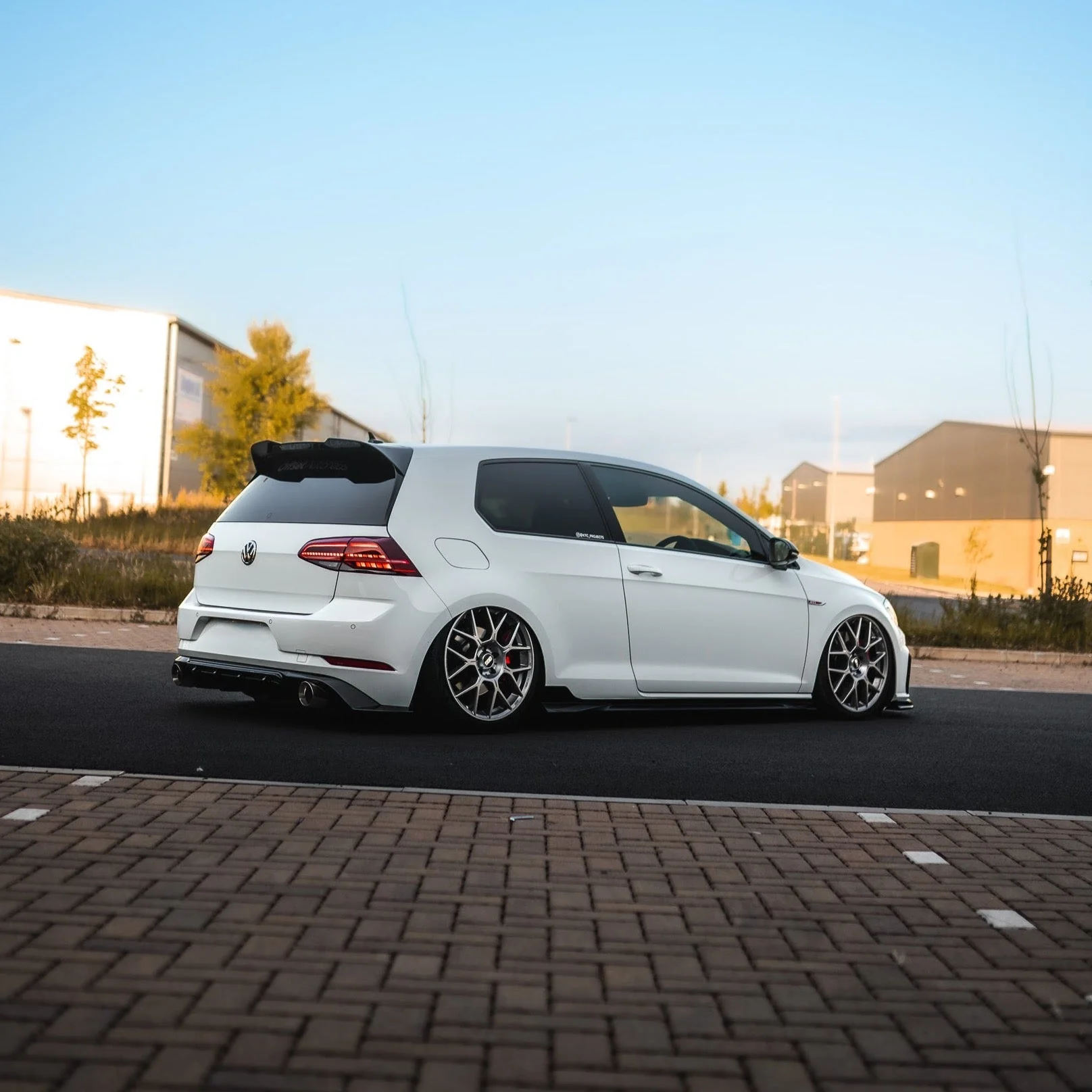 VW Golf GTI Mk7.5 Gloss Black Body Kit by ZAERO (2017-2020) - Image 4