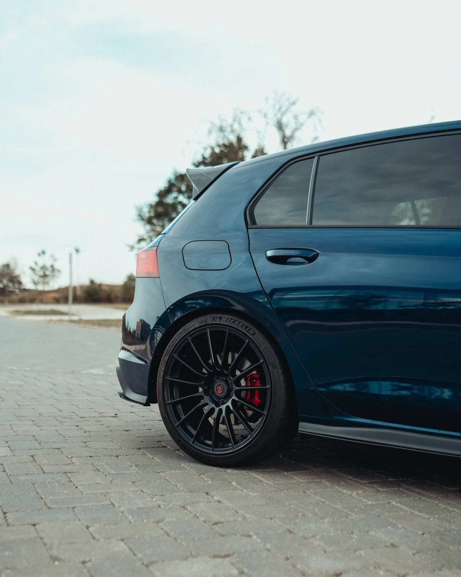 VW Golf GTI Mk8 & Mk8.5 Gloss Black Side Skirts by FORM (2019+) - Image 4