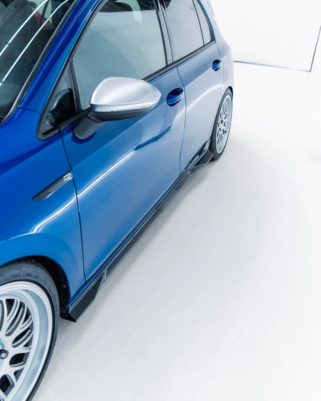 VW Golf R Mk8 Gloss Black Body Kit by ZAERO (2020-2024) - Image 16